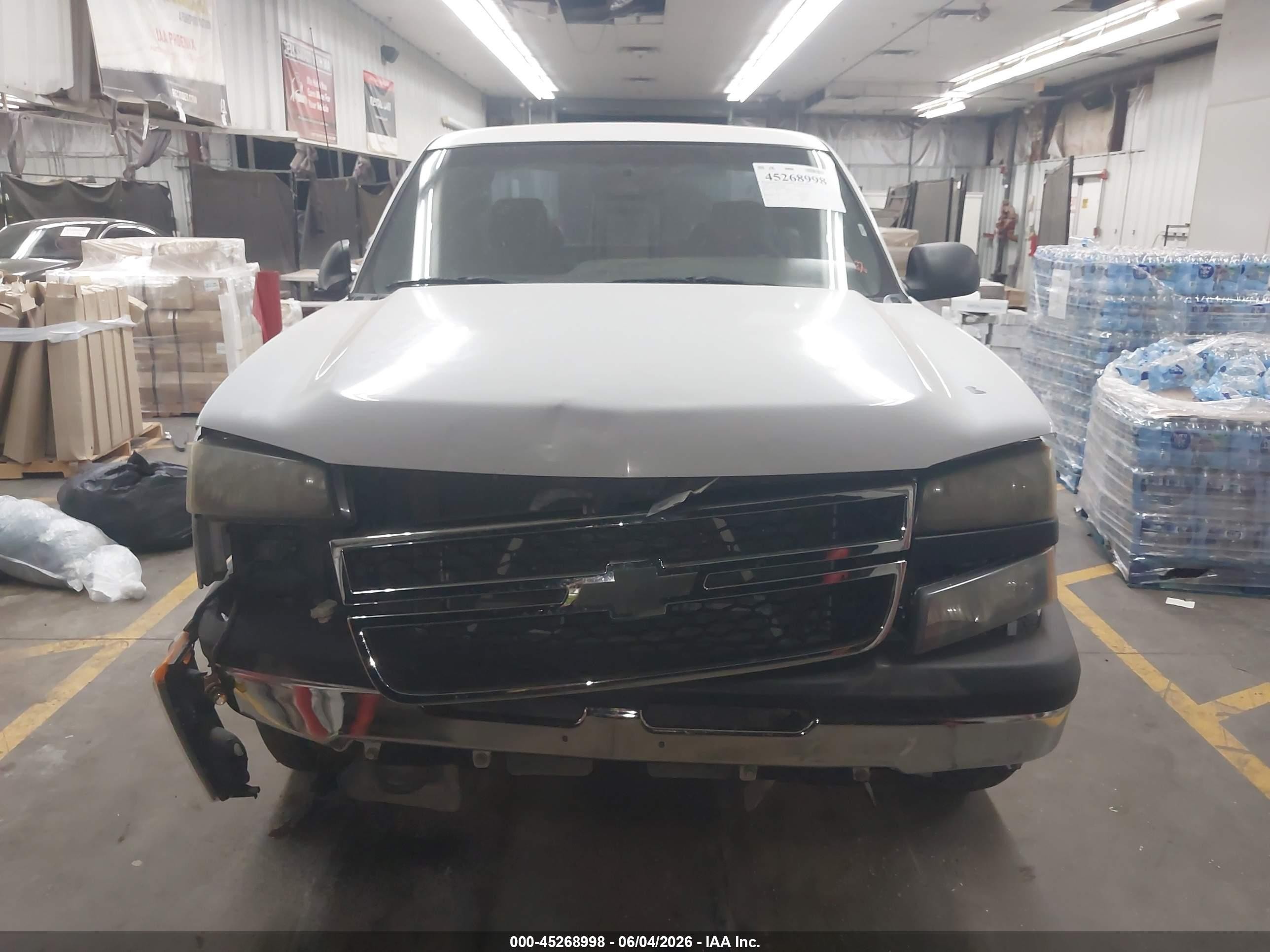 2006 Chevrolet Silverado 1500 Ls White vin: 1GCEC19Z56E176994