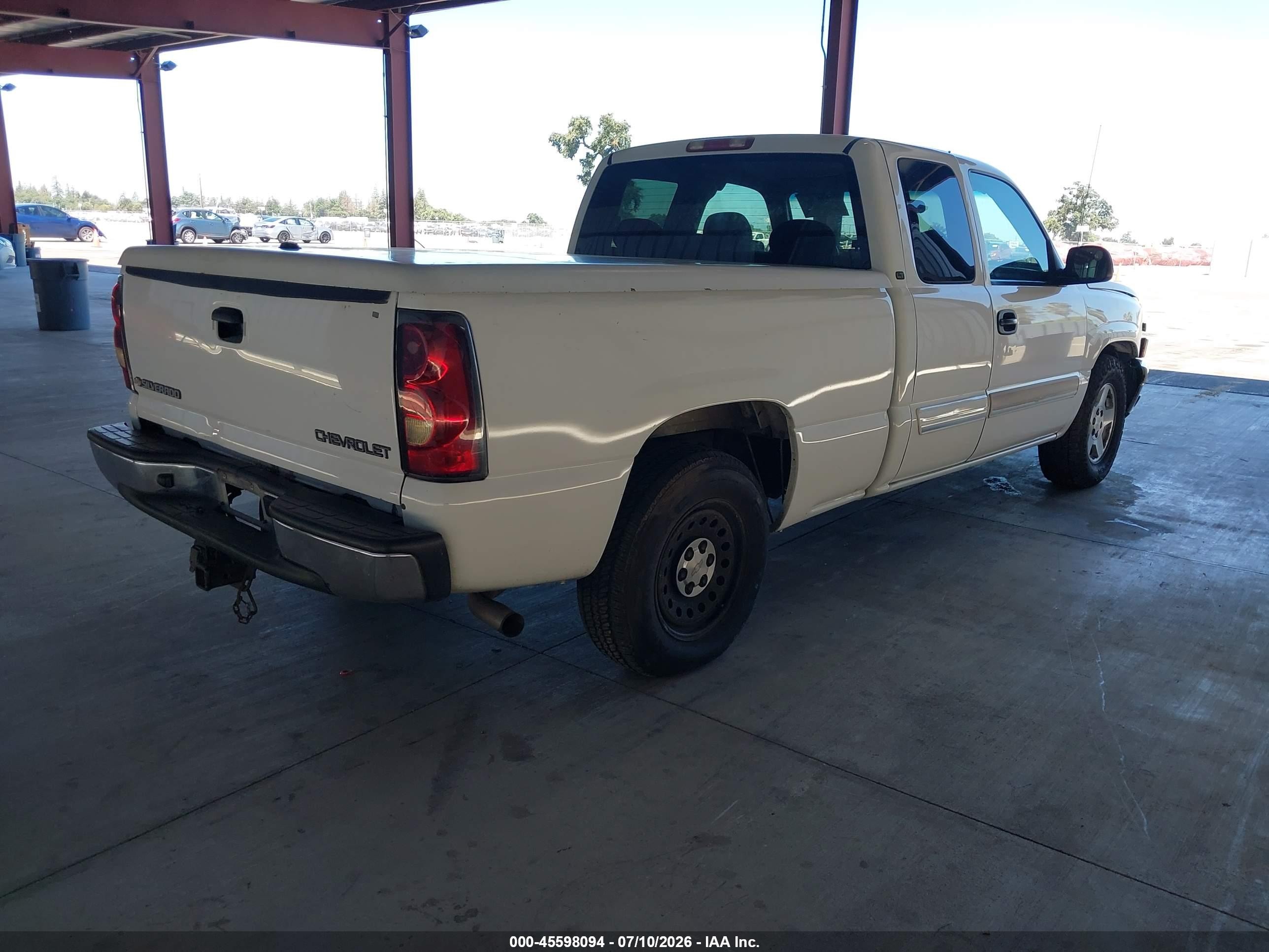 2007 Chevrolet Silverado 1500 Classic Lt1 White vin: 1GCEC19Z67Z196794