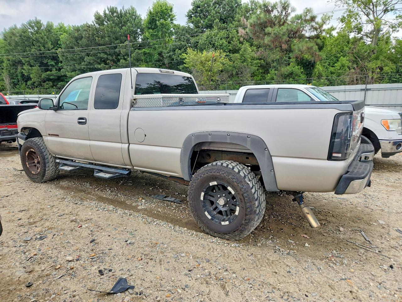 2006 Chevrolet Silverado C1500 Silver vin: 1GCEC19Z76E149943