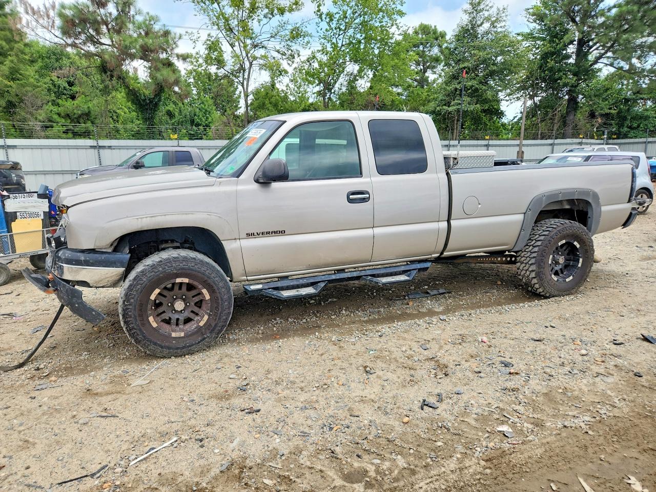 2006 Chevrolet Silverado C1500 Silver vin: 1GCEC19Z76E149943