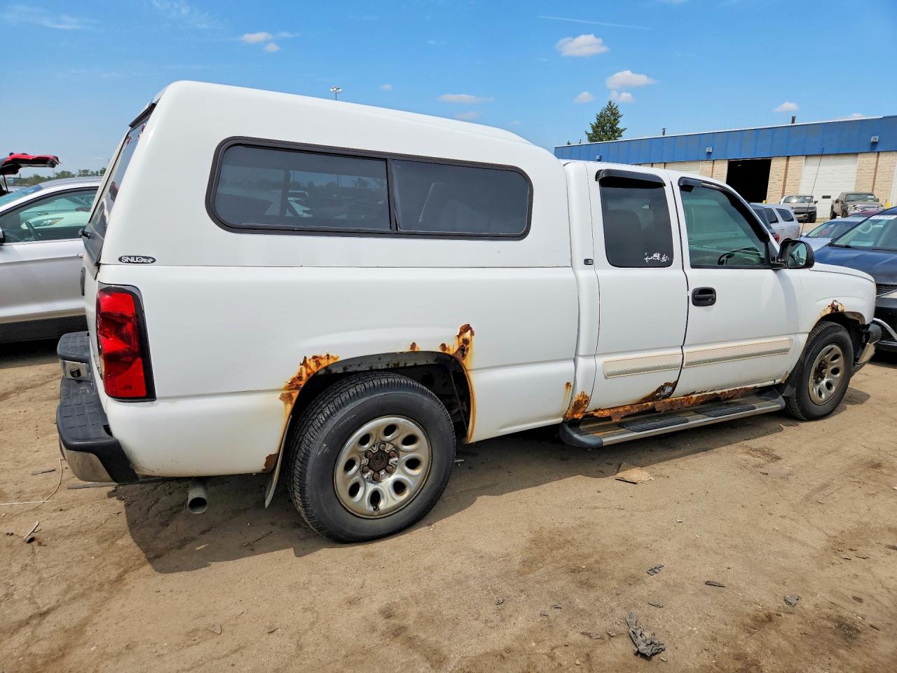 2005 Chevrolet Silverado C1500 White vin: 1GCEC19ZX5Z278850