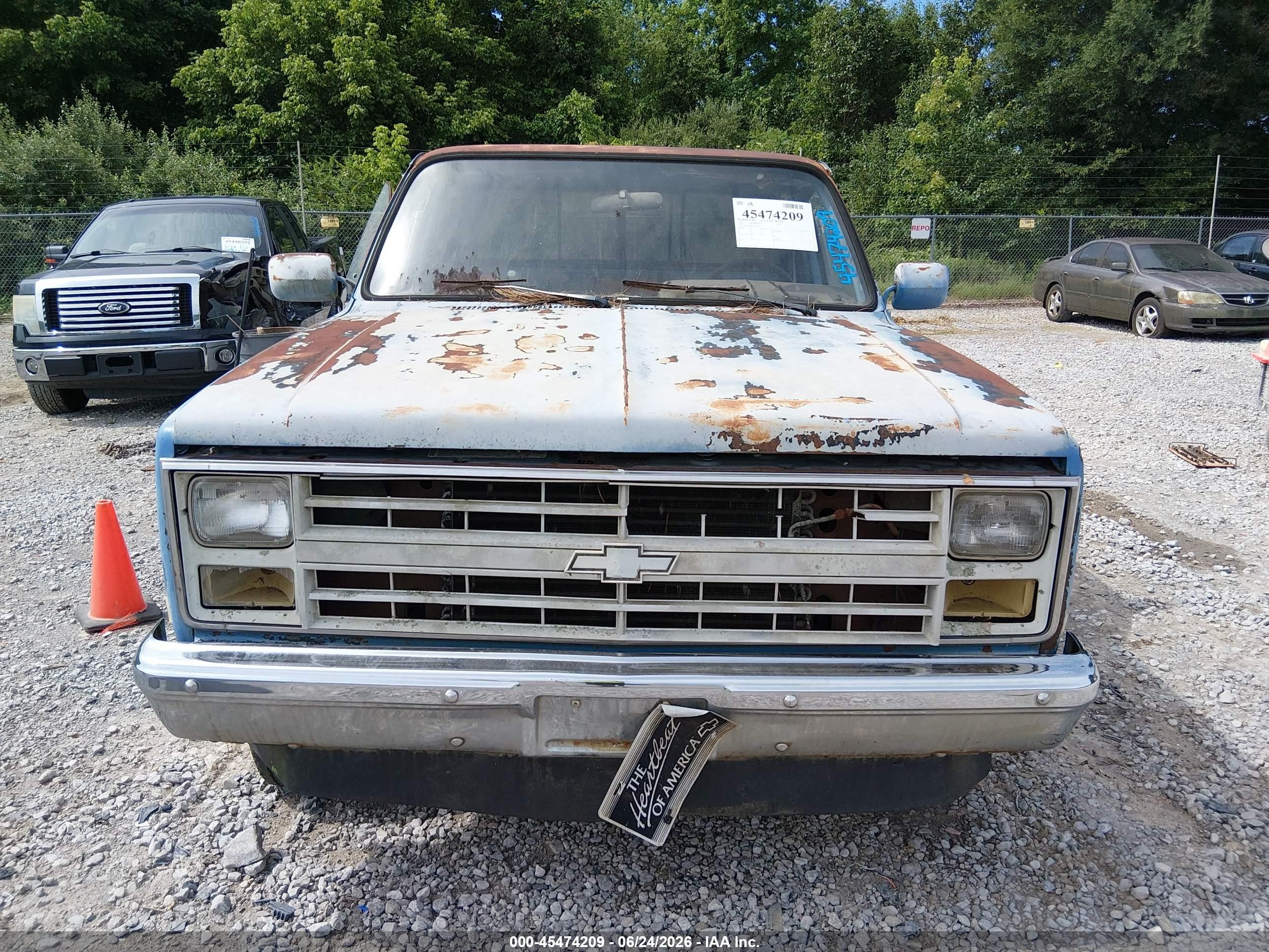 1986 Chevrolet C20   Синий vin: 1GCEC24H7GF337054