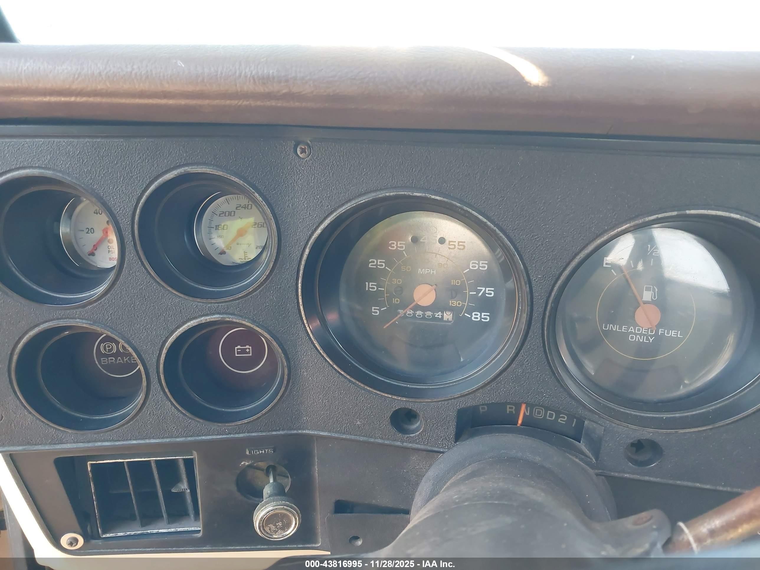 1986 Chevrolet C20   Beige vin: 1GCEC24NXGF395164