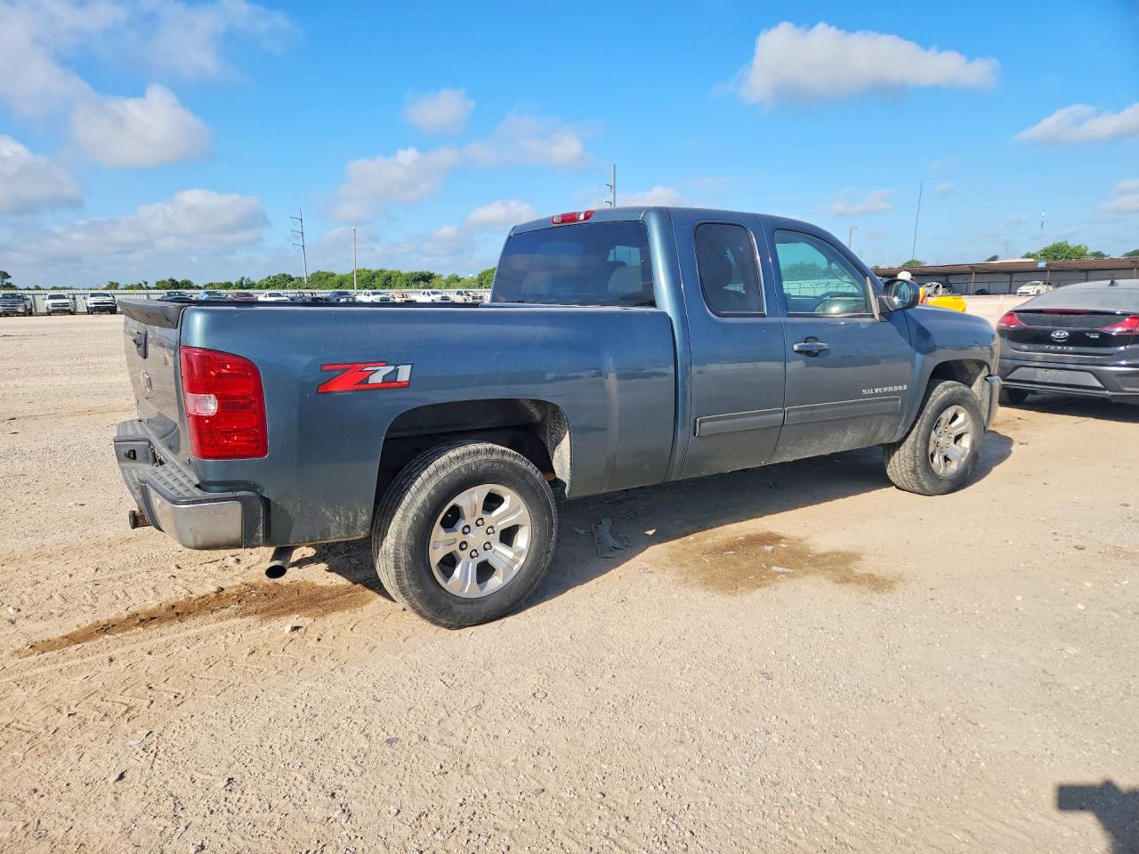 2009 Chevrolet Silverado C1500 Lt Blue vin: 1GCEC29069Z219095