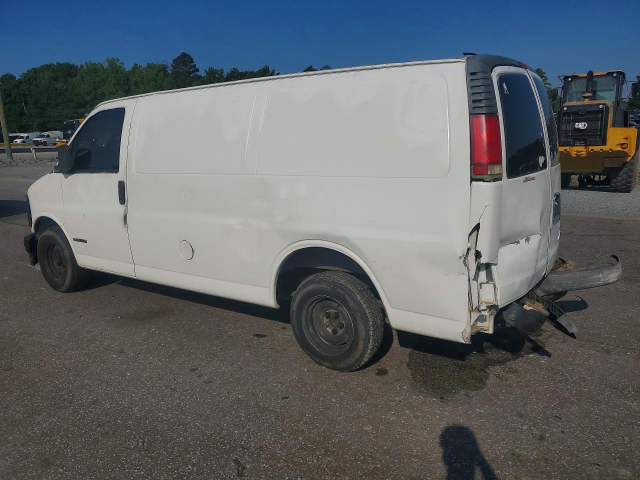 1998 Chevrolet Express G1500 White vin: 1GCEG15W2W1086905