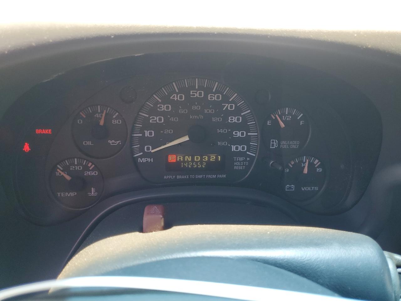 1998 Chevrolet Express G1500 Silver vin: 1GCEG15W6W1069444