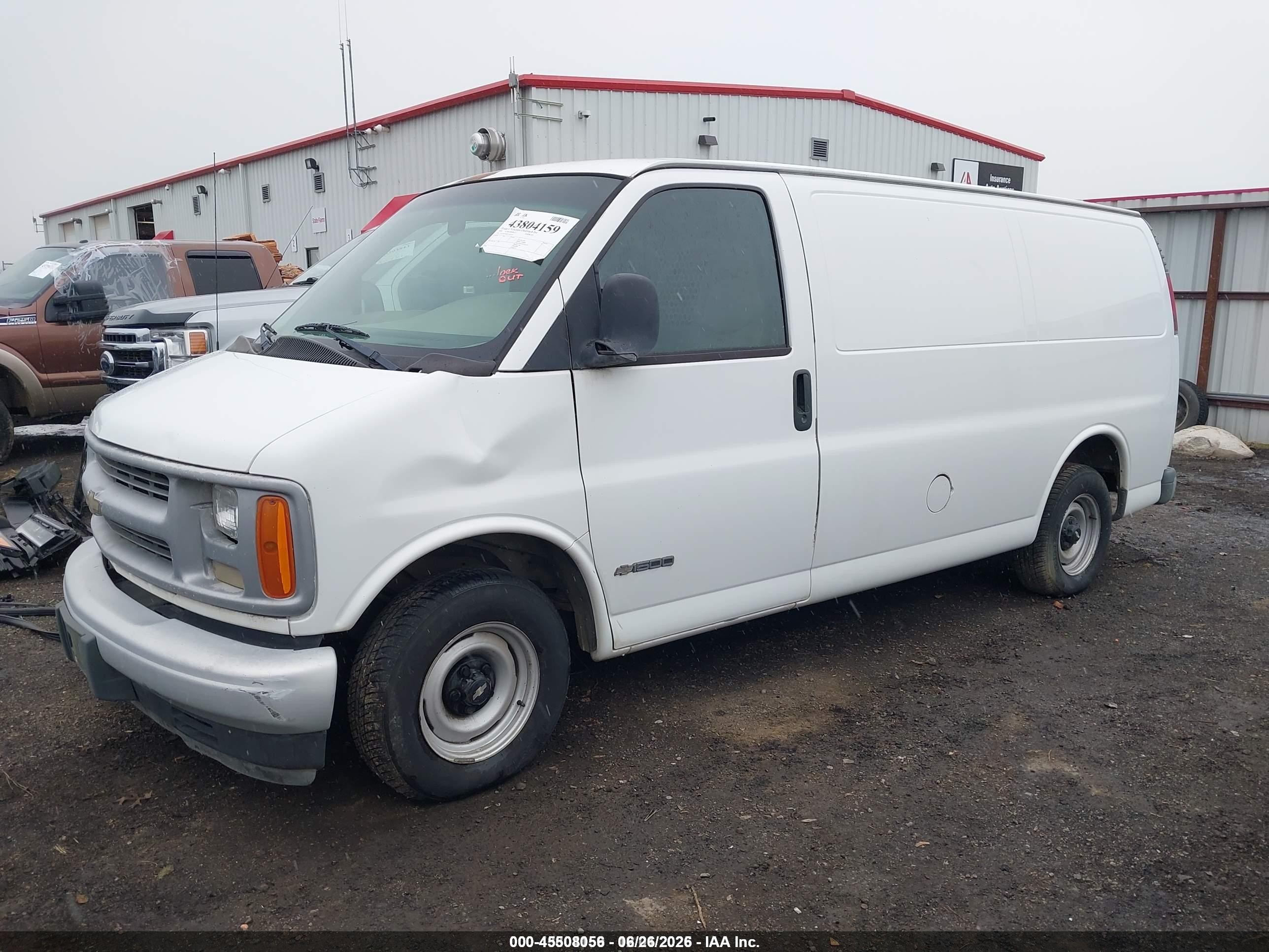 2000 Chevrolet Express   White vin: 1GCEG15W6Y1124235