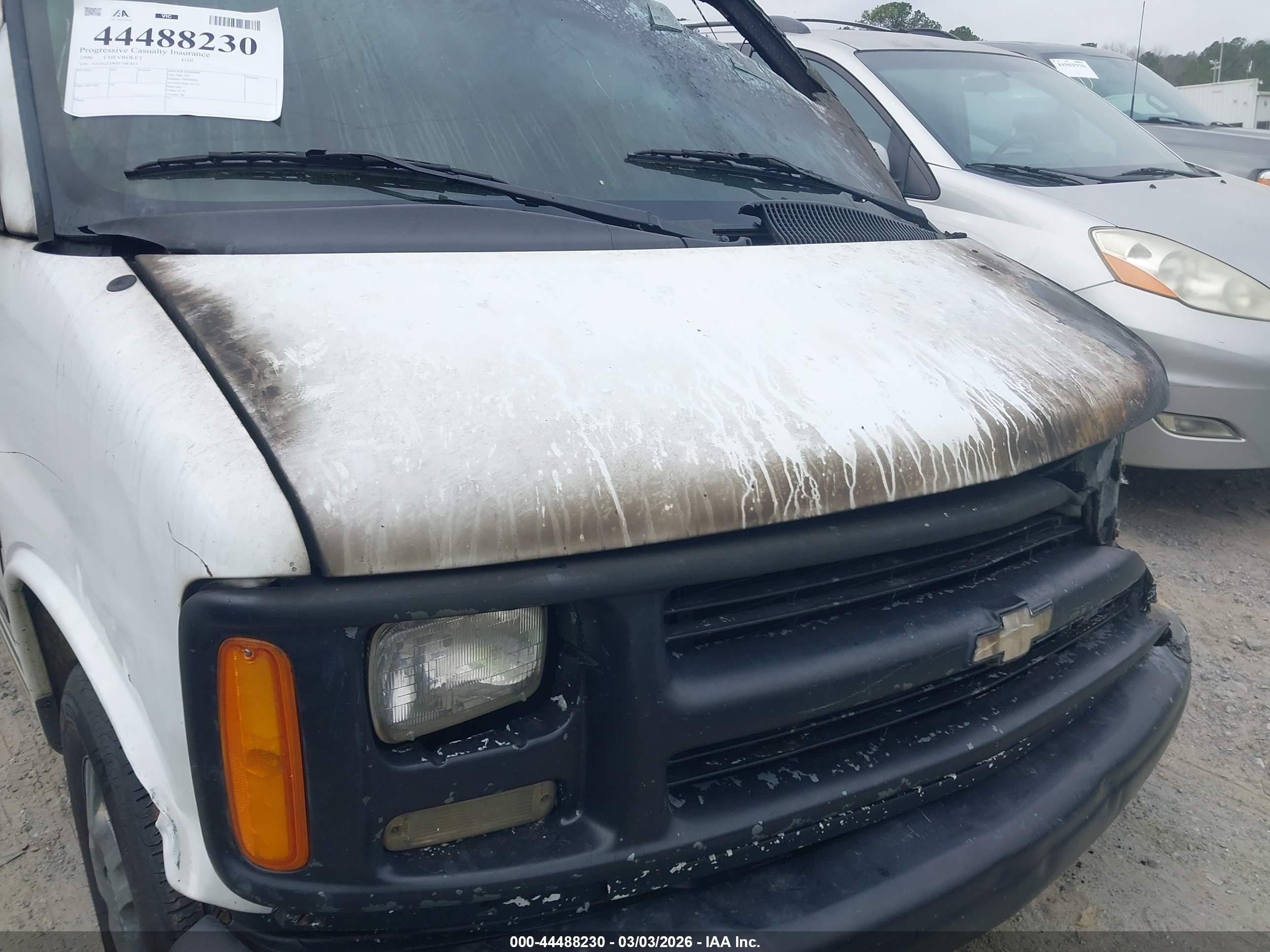 1996 Chevrolet G10   Белый vin: 1GCEG15W8T1043813