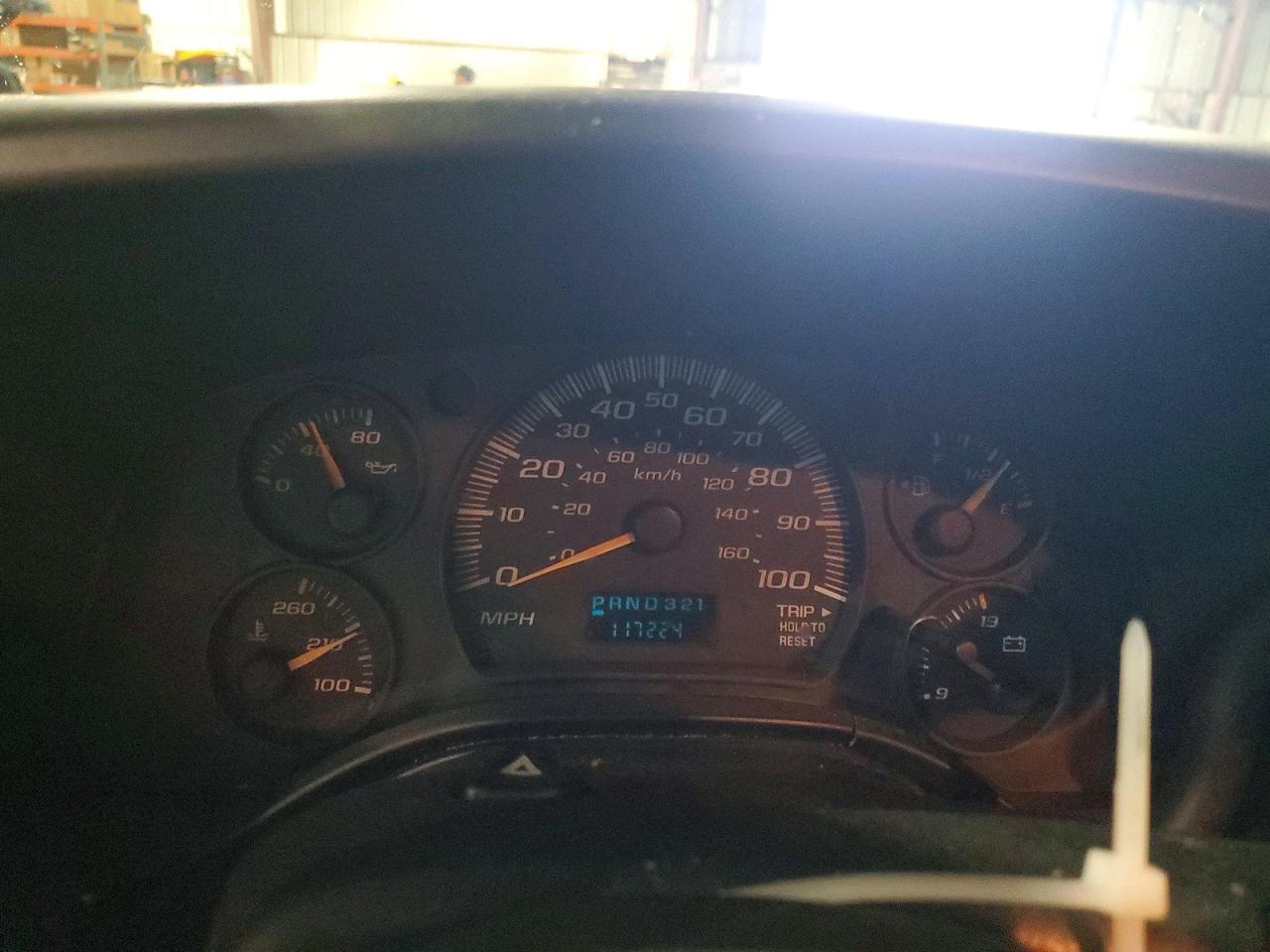 2004 Chevrolet Express G1500 Charcoal vin: 1GCEG15X441112748