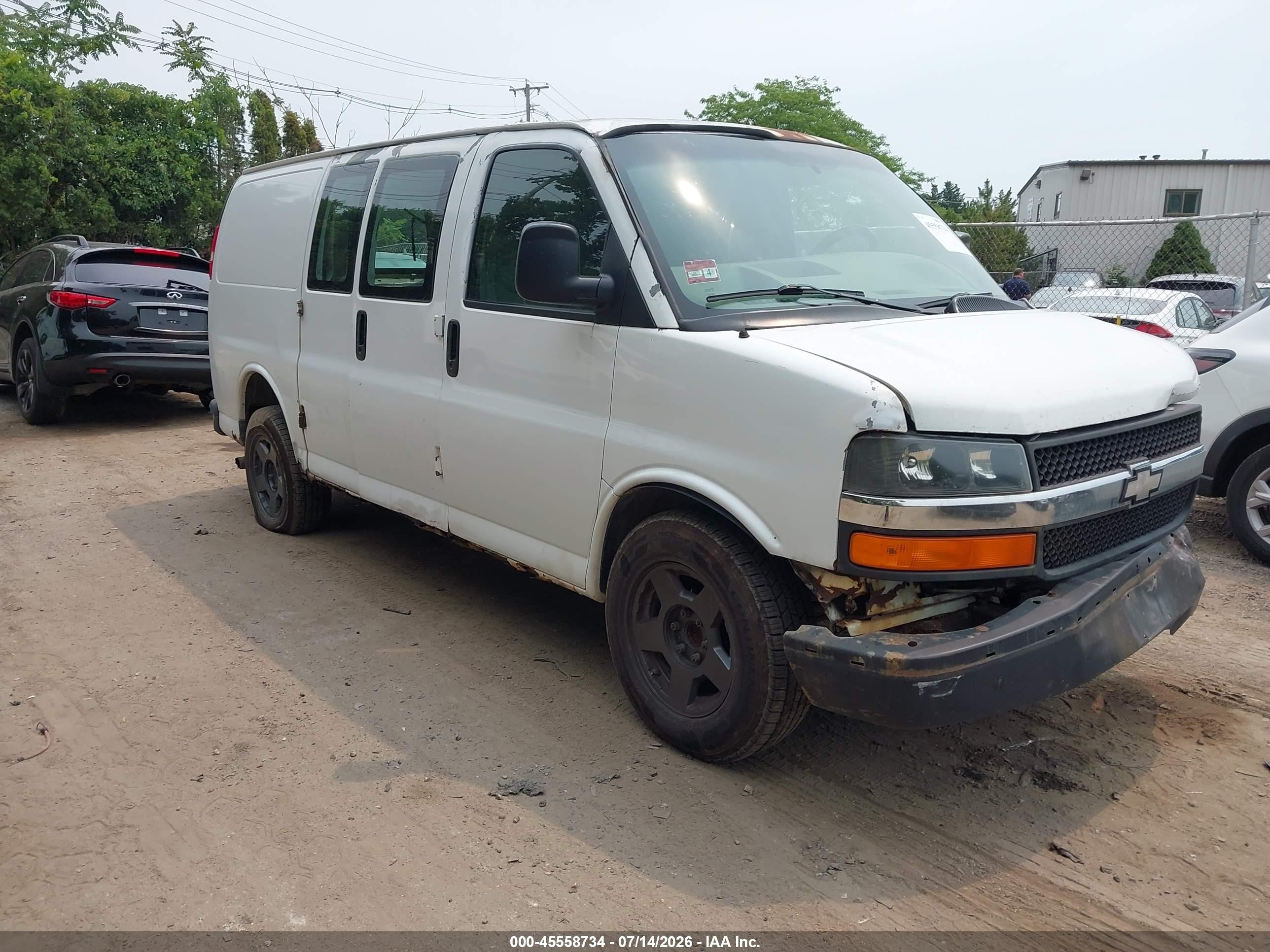 2006 Chevrolet Express Work Van White vin: 1GCEG15X661174607
