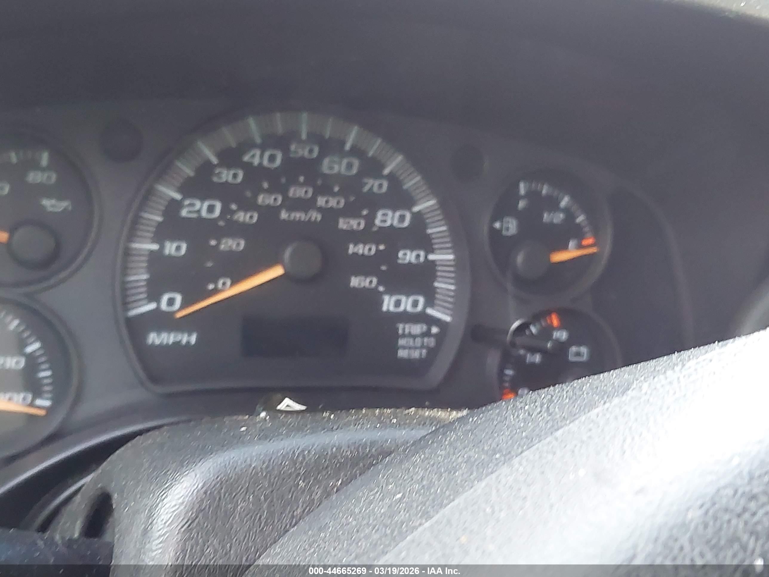 2003 Chevrolet Express   Gray vin: 1GCEG15X931173270