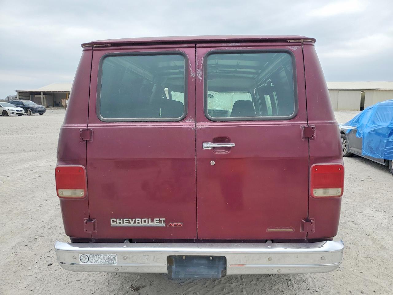 1993 Chevrolet G20 Maroon vin: 1GCEG25K3PF350169