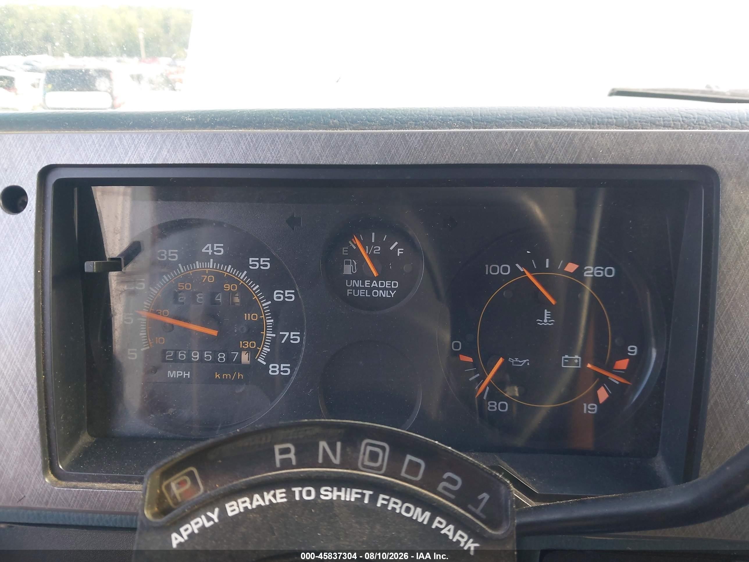 1995 Chevrolet G20   White vin: 1GCEG25K9SF112531