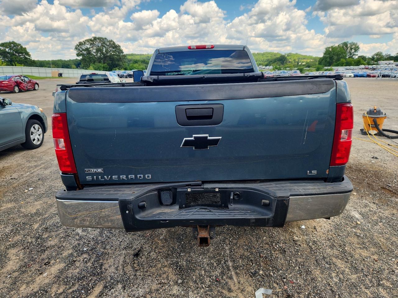 2009 Chevrolet Silverado K1500 Синий vin: 1GCEK14019Z172806