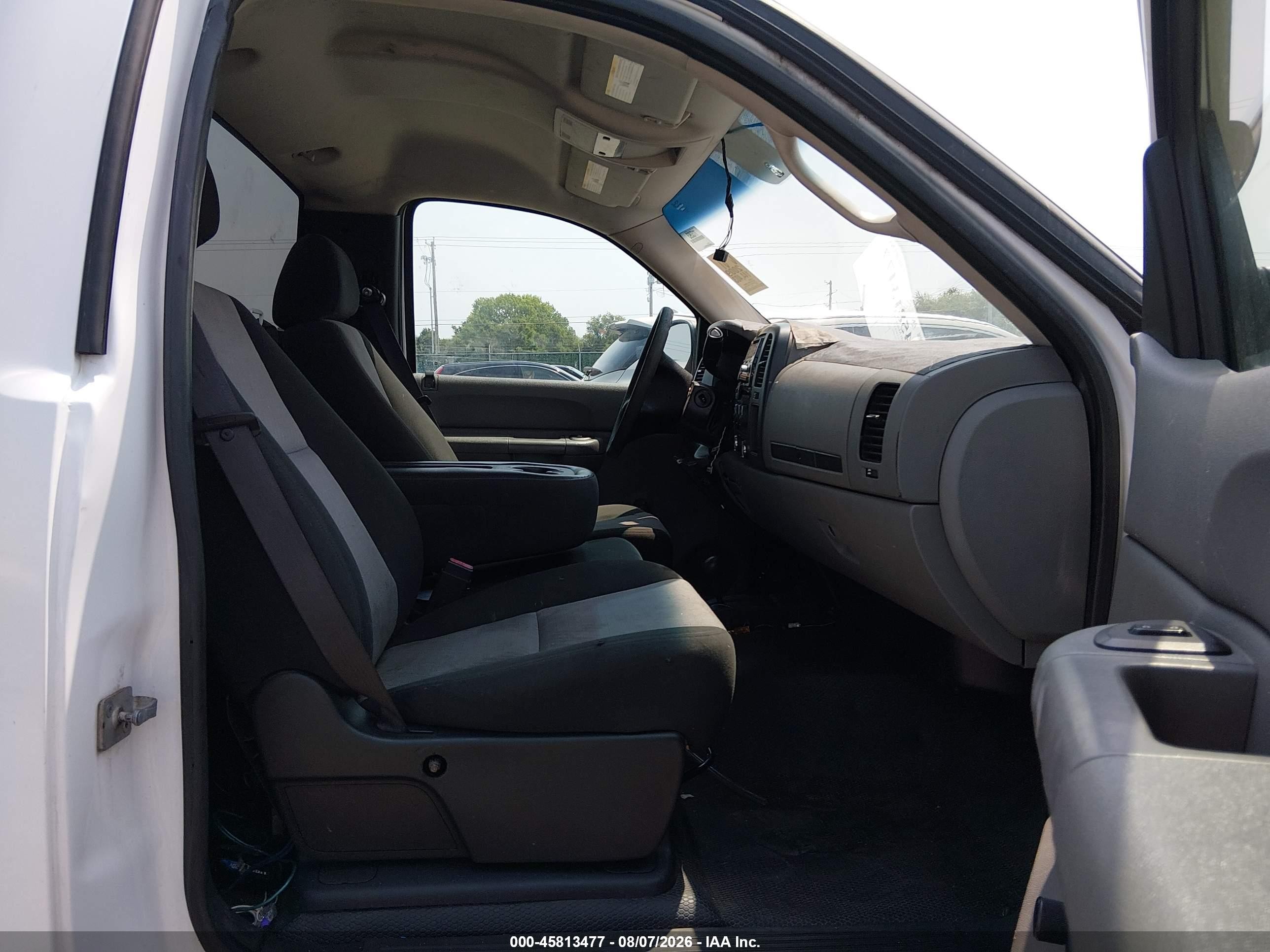2009 Chevrolet Silverado 1500 Work Truck White vin: 1GCEK14059Z100961