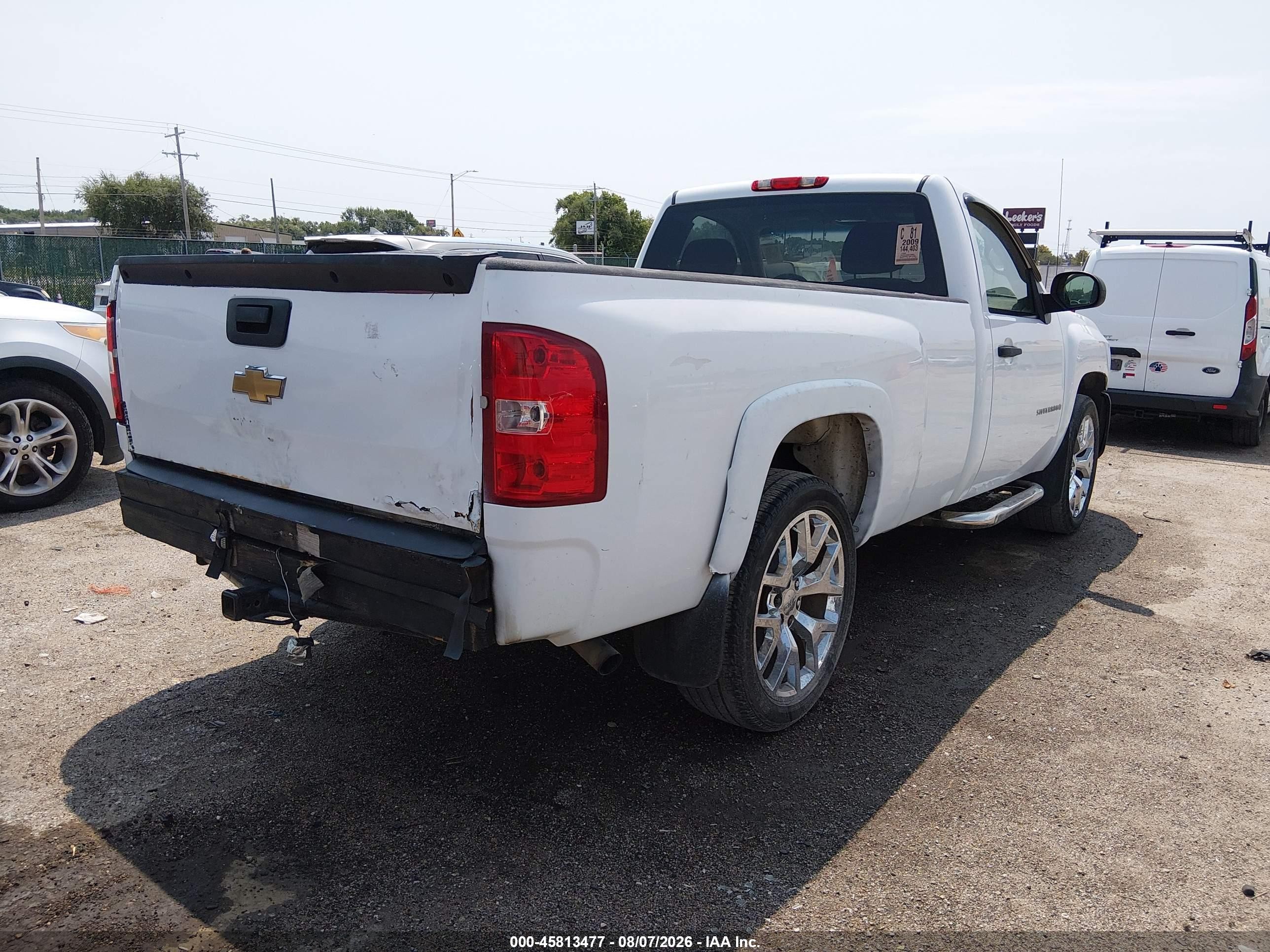 2009 Chevrolet Silverado 1500 Work Truck White vin: 1GCEK14059Z100961