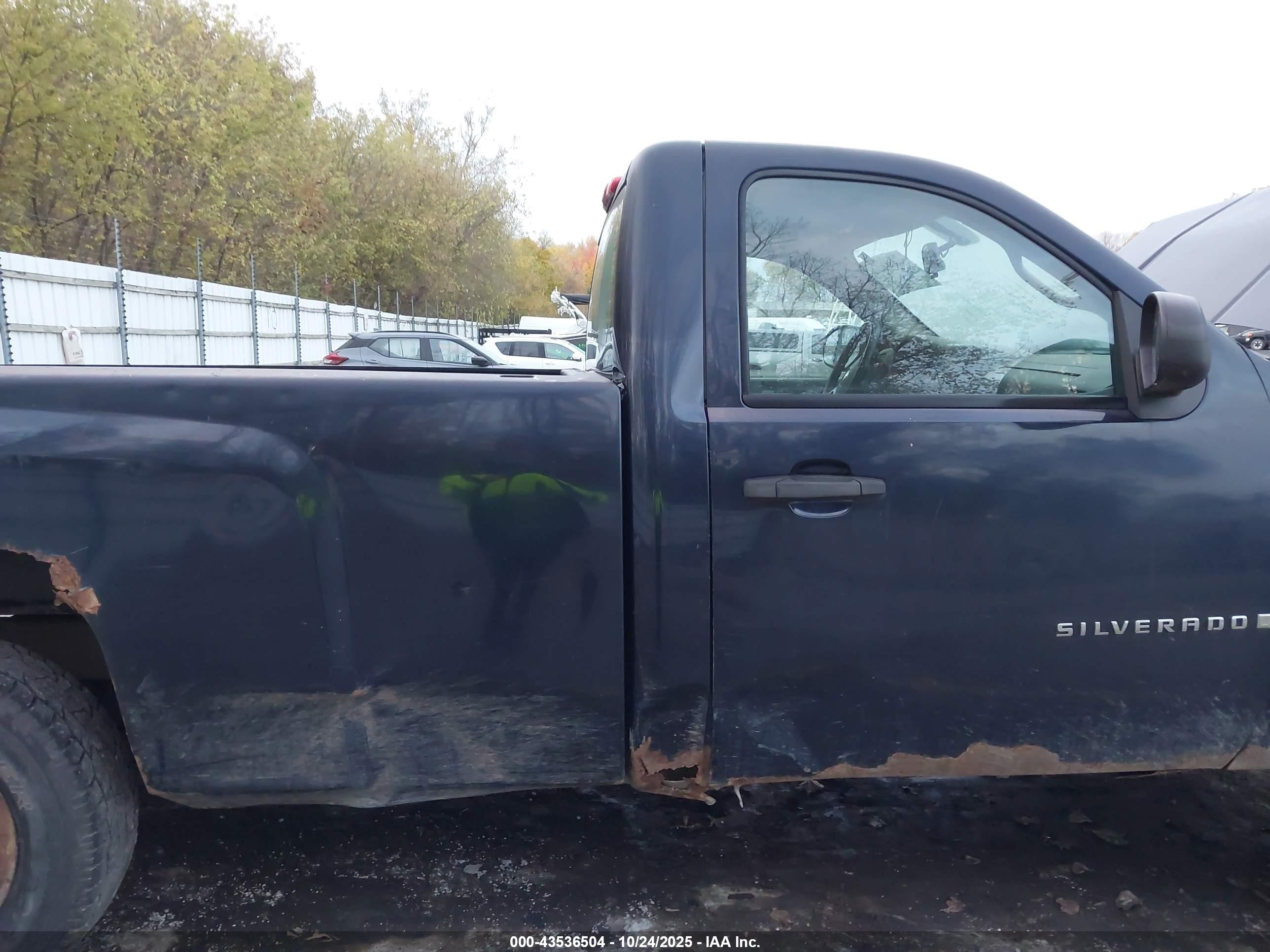 2008 Chevrolet Silverado 1500 Work Truck Dark Blue vin: 1GCEK14078Z238290