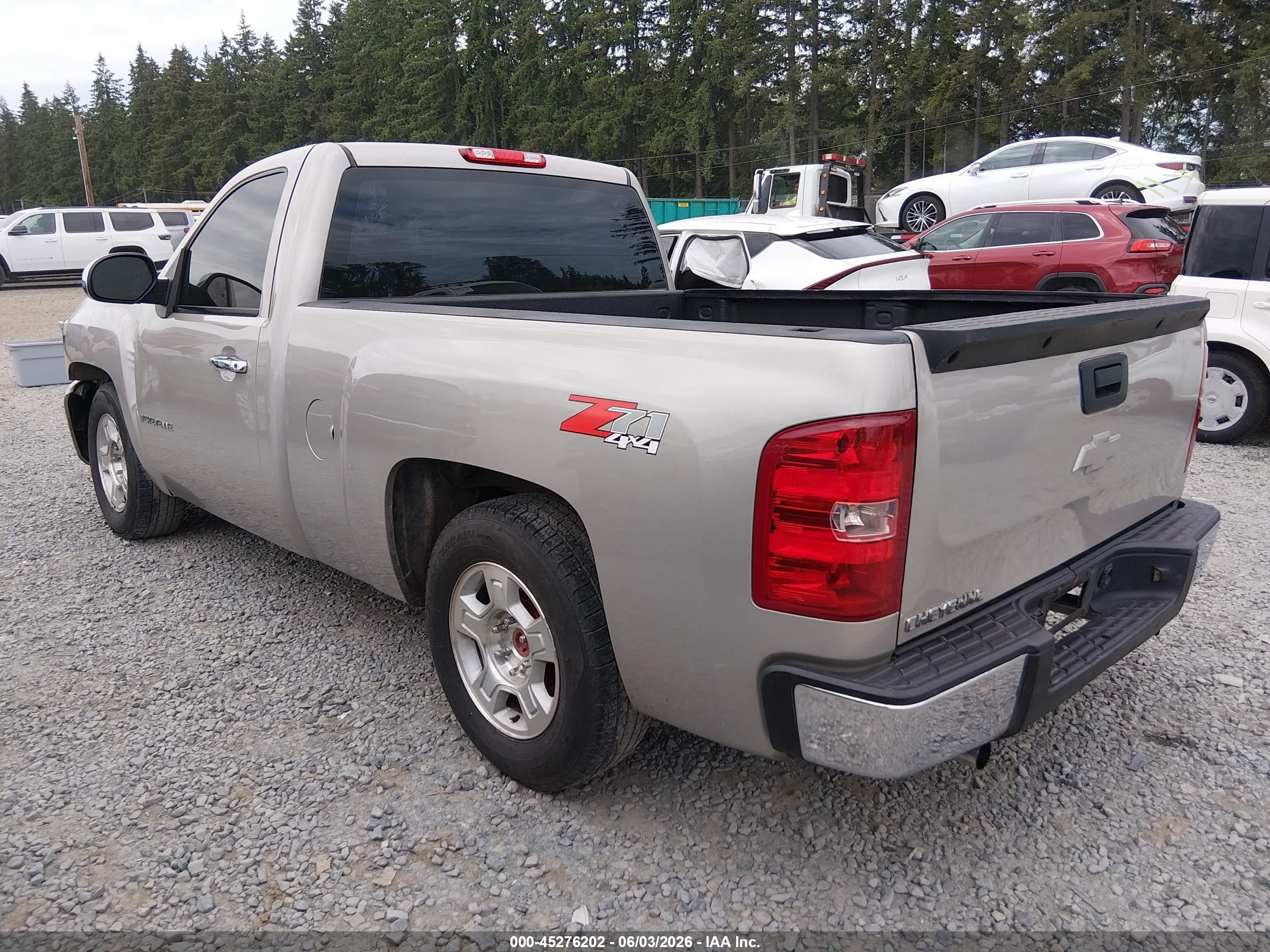 2007 Chevrolet Silverado 1500 Work Truck Tan vin: 1GCEK140X7Z582419