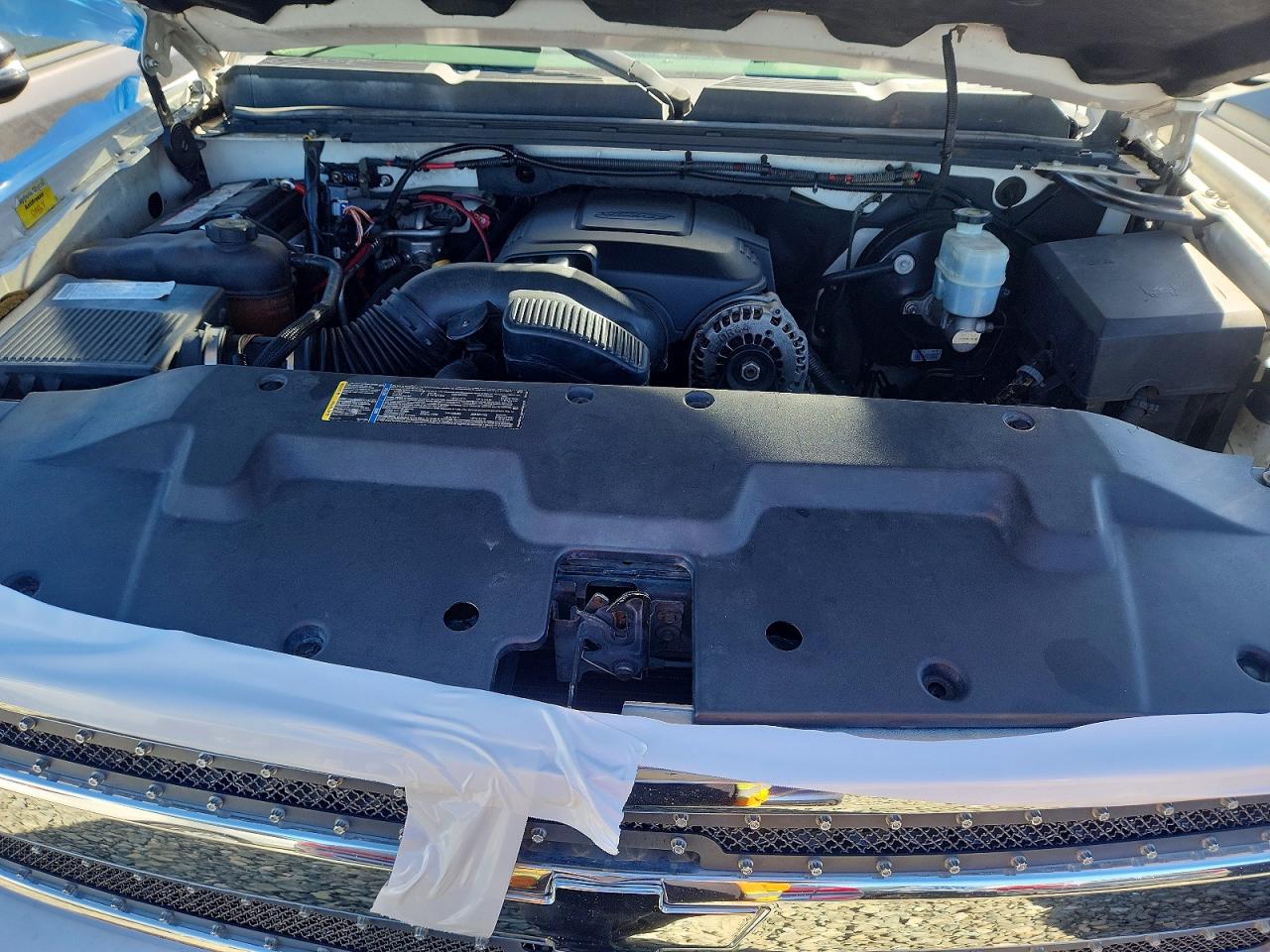 2007 Chevrolet Silverado K1500 Белый vin: 1GCEK14C37Z567447