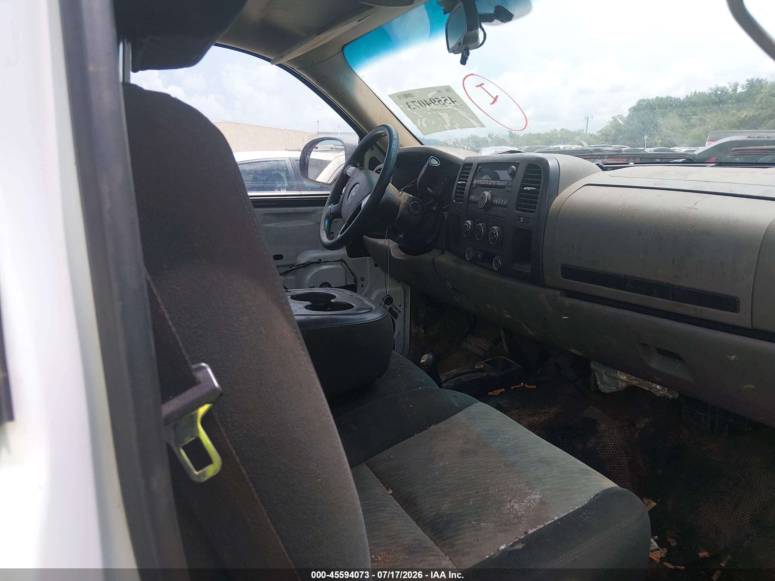 2009 Chevrolet Silverado 1500 Work Truck White vin: 1GCEK14C59Z119584