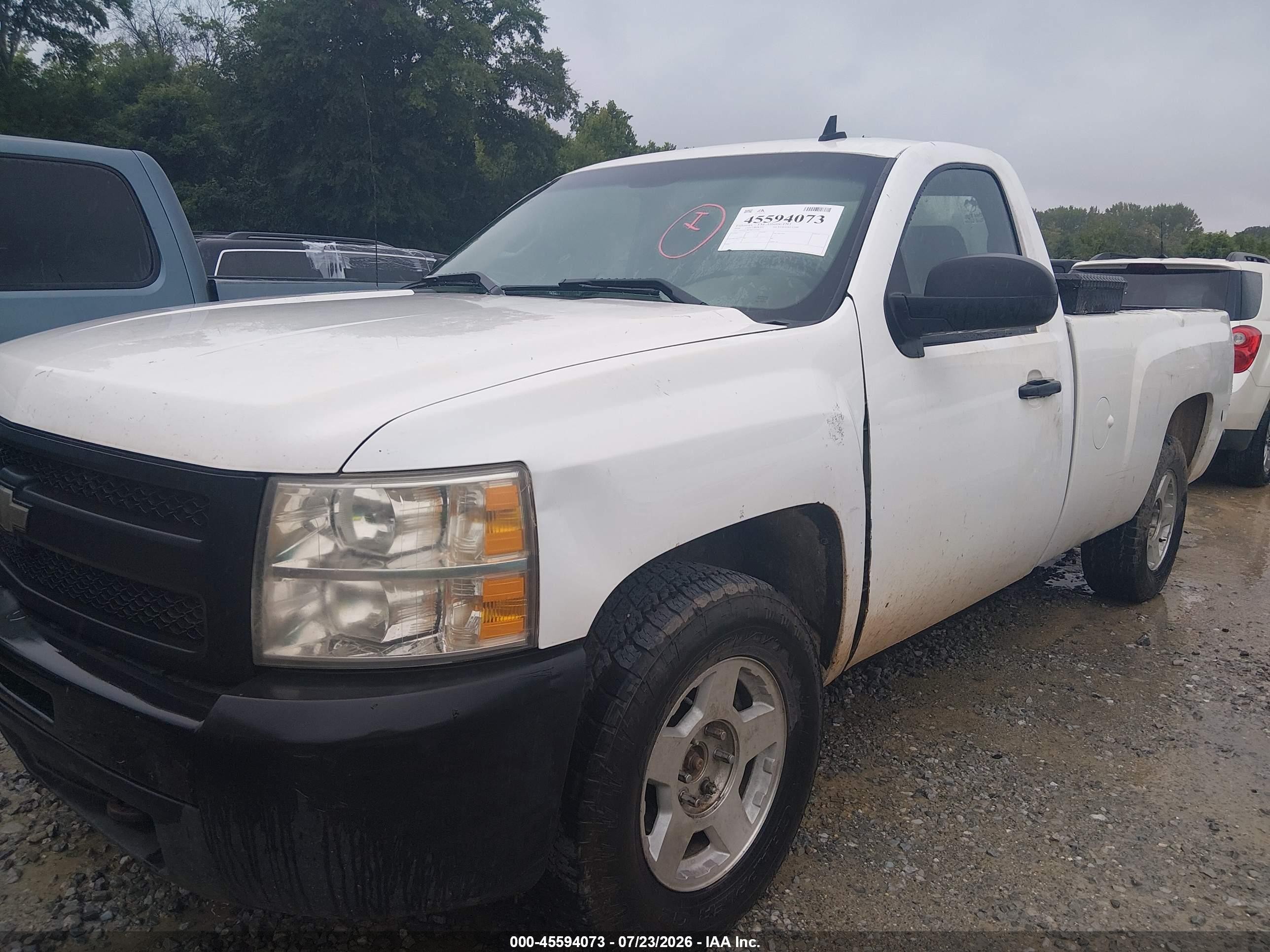 2009 Chevrolet Silverado 1500 Work Truck White vin: 1GCEK14C59Z119584