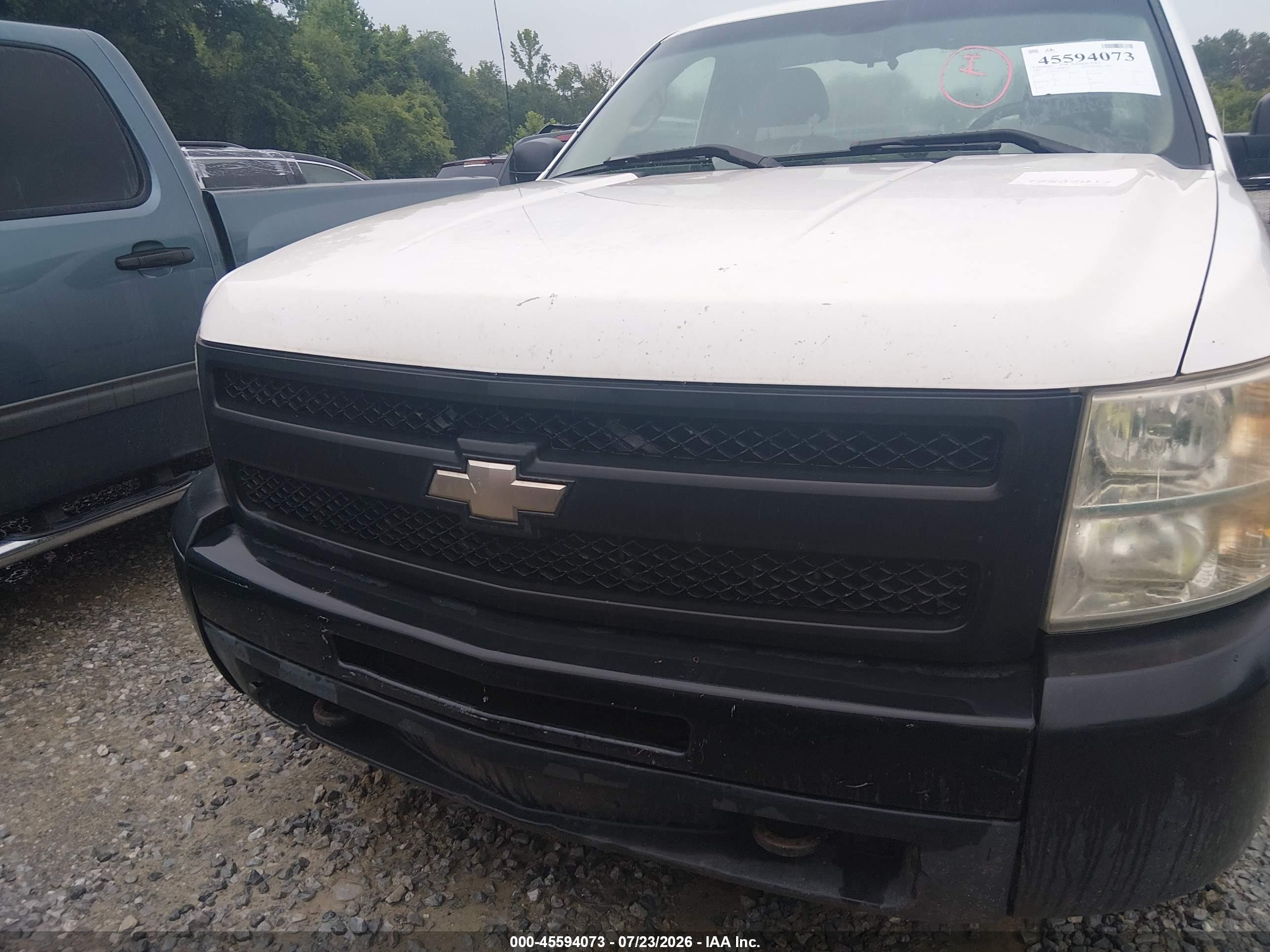 2009 Chevrolet Silverado 1500 Work Truck White vin: 1GCEK14C59Z119584