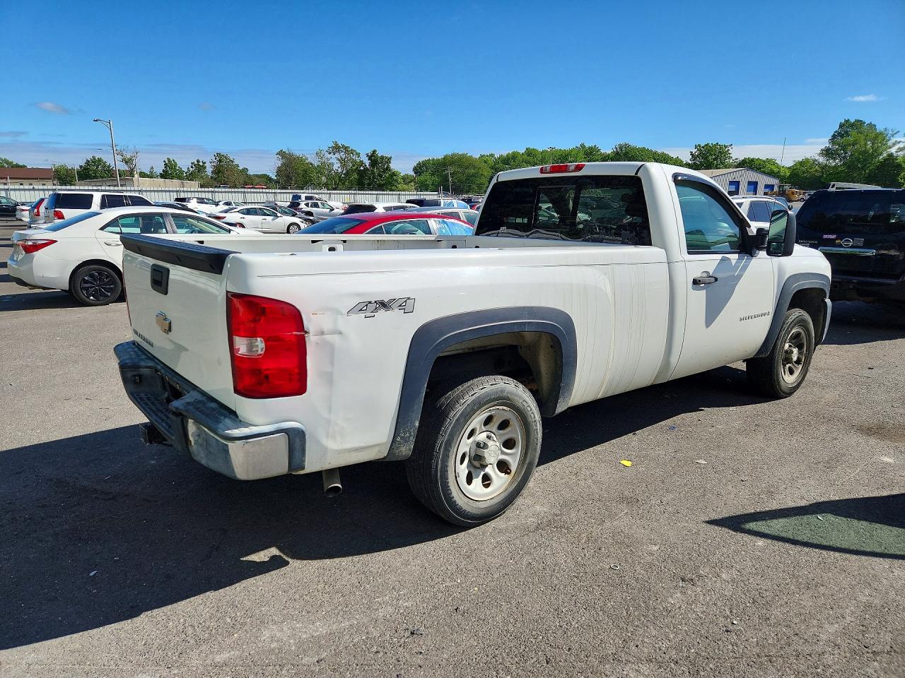 2009 Chevrolet Silverado K1500 White vin: 1GCEK14C79Z104648