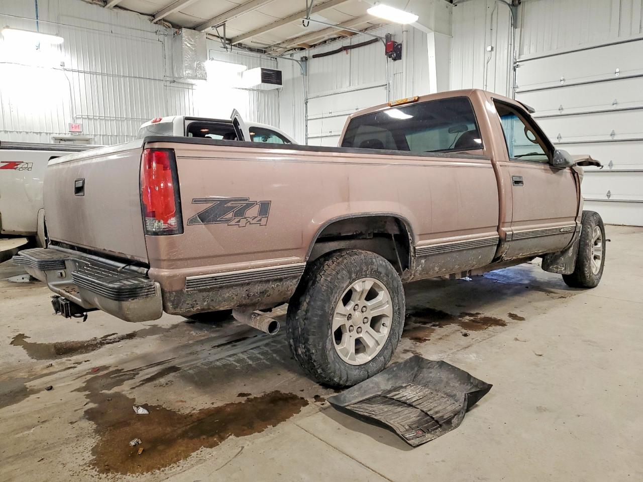 1995 Chevrolet 1500 Желто-коричневый vin: 1GCEK14H05Z144376