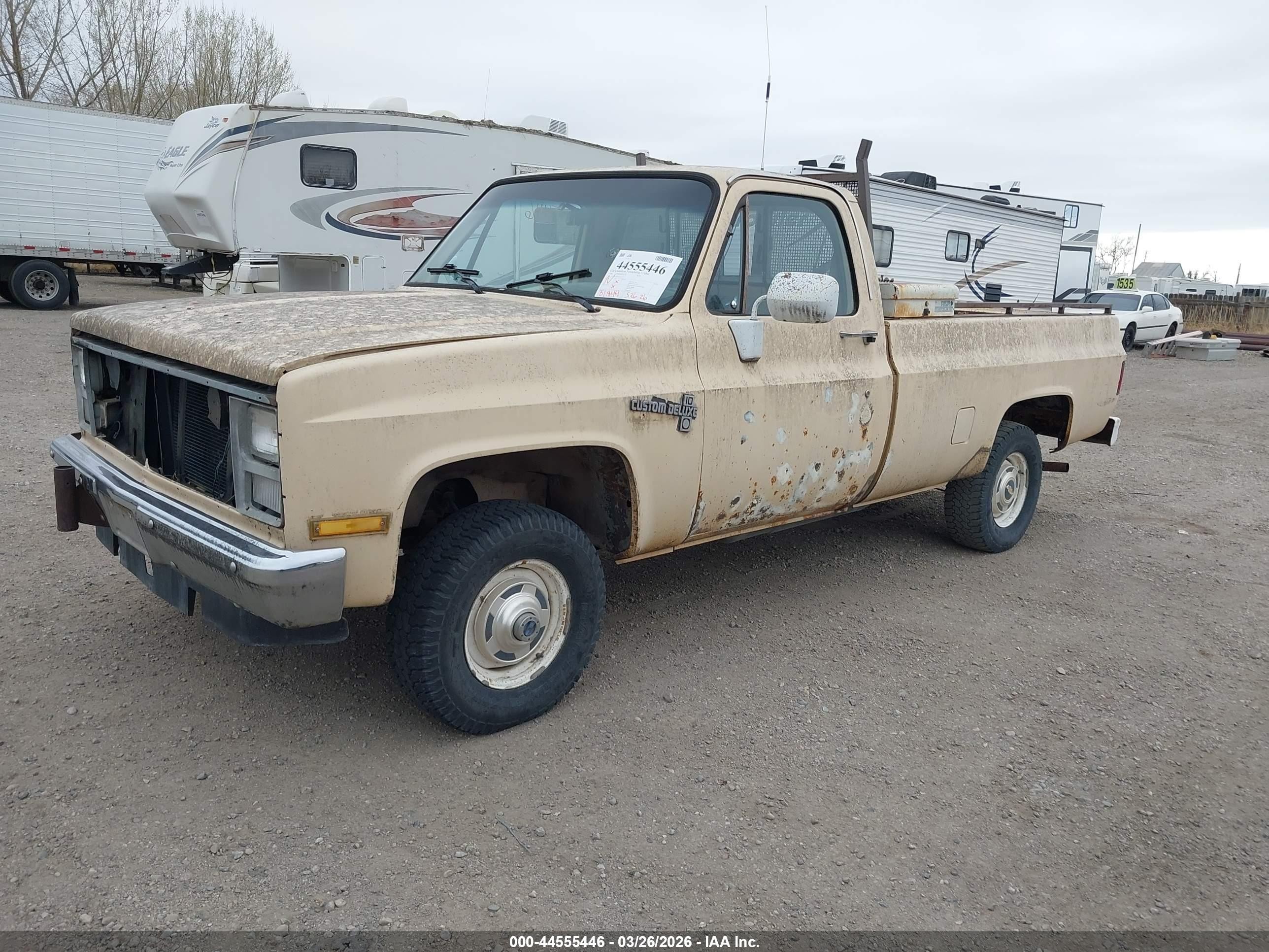 1986 Chevrolet K10   Желто-коричневый vin: 1GCEK14H5GJ111377