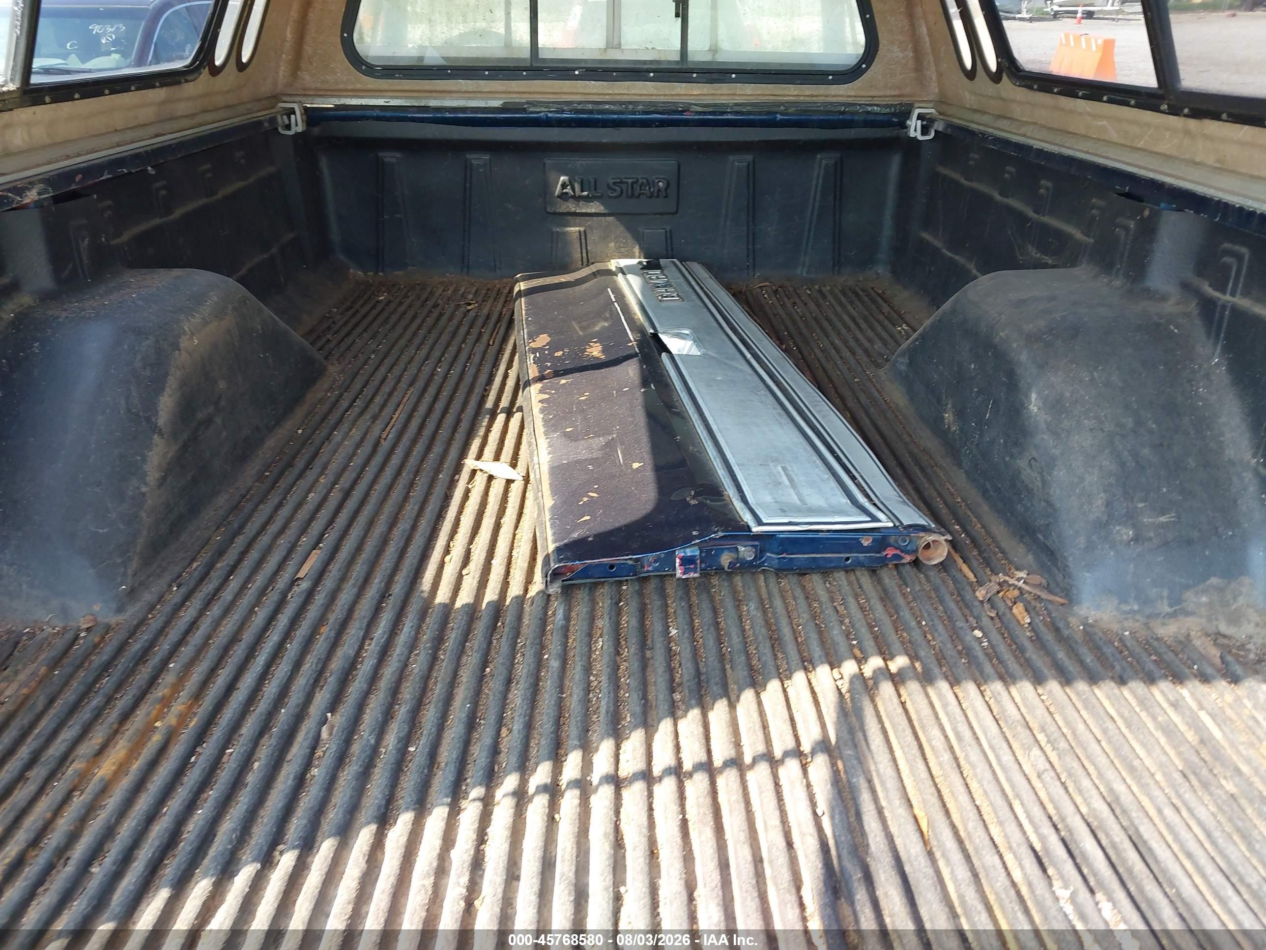 1983 Chevrolet K10   Blue vin: 1GCEK14H7DJ115247