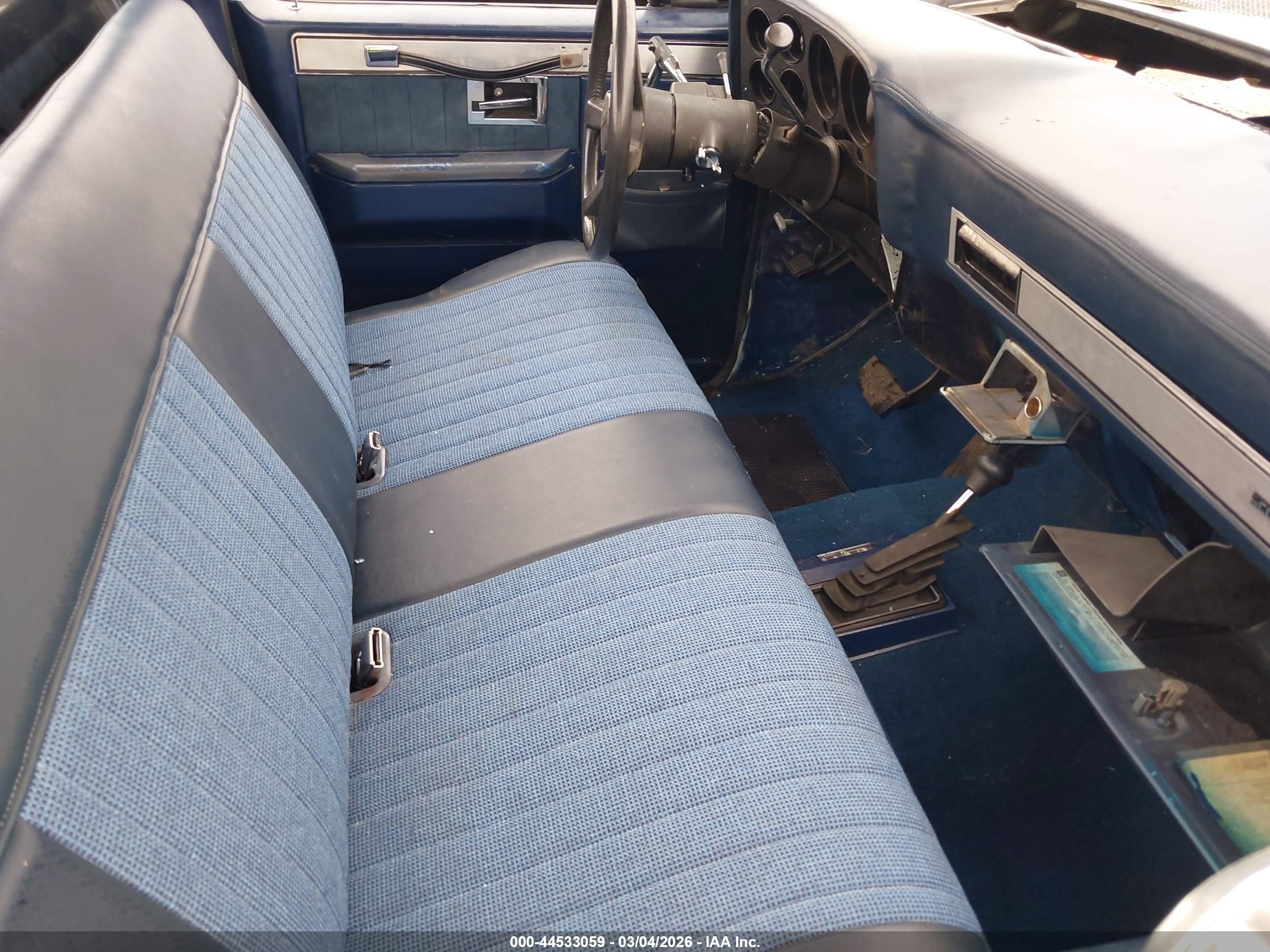 1985 Chevrolet K10 Blue vin: 1GCEK14H7FF404876