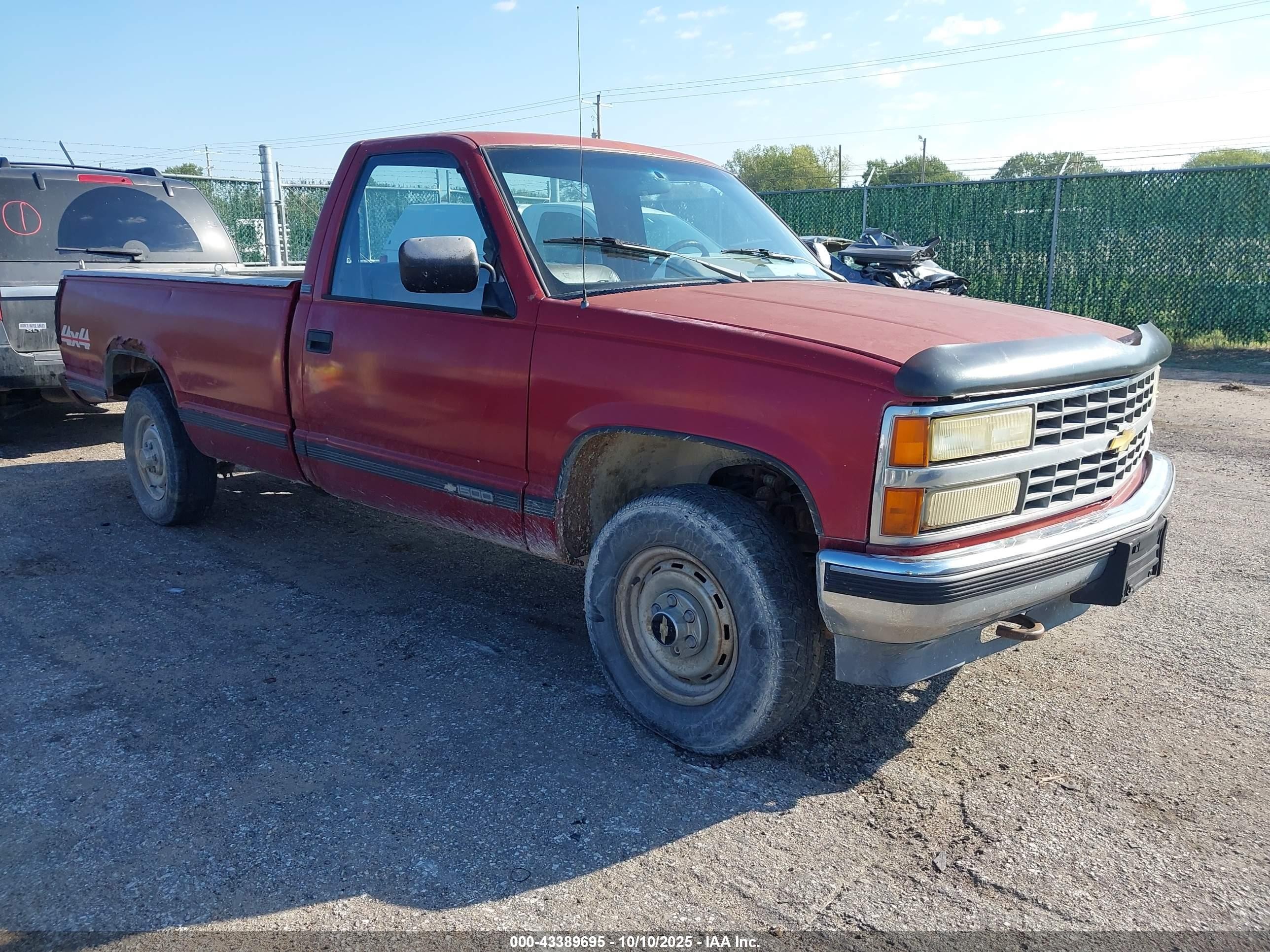 1991 Chevrolet Gmt-400 K1500 Red vin: 1GCEK14HXME160420