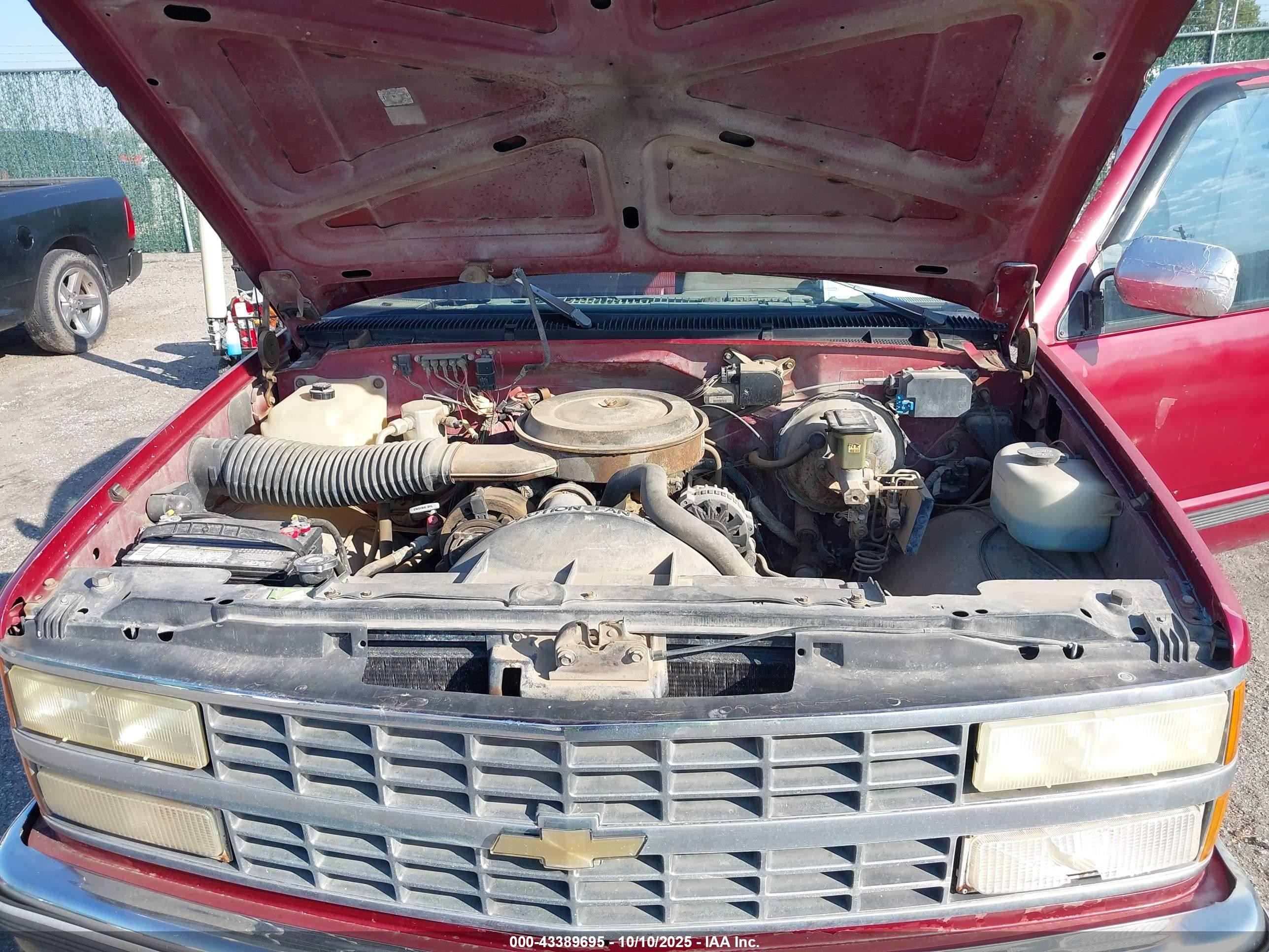 1991 Chevrolet Gmt-400 K1500 Red vin: 1GCEK14HXME160420