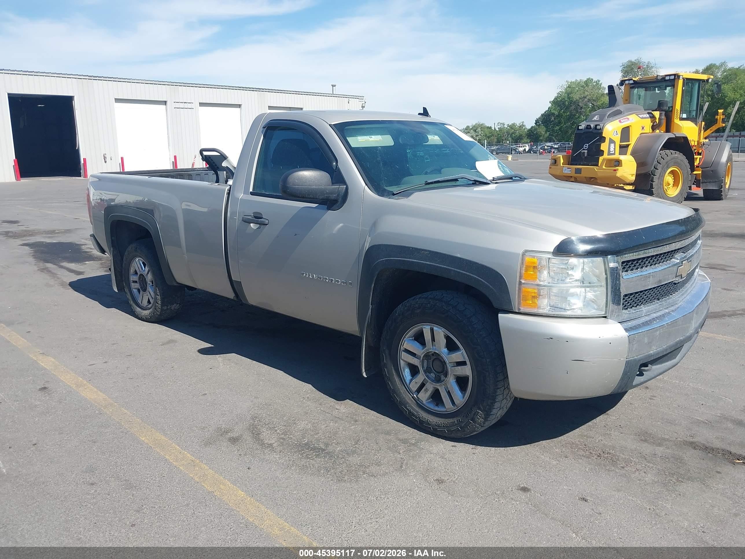 2007 Chevrolet Silverado 1500 Work Truck Silver vin: 1GCEK14J27Z618869