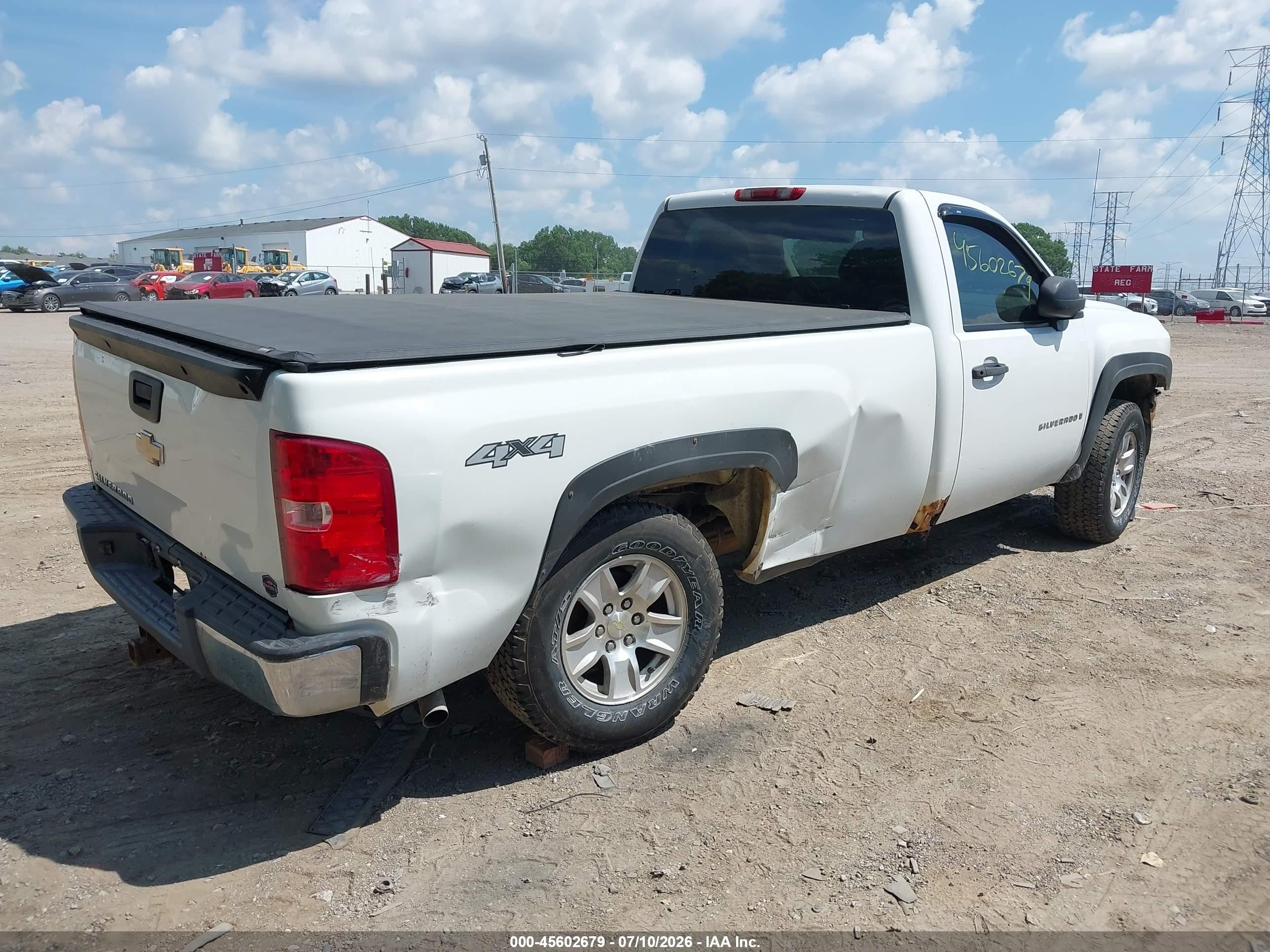 2008 Chevrolet Silverado 1500 Work Truck White vin: 1GCEK14J58E143758