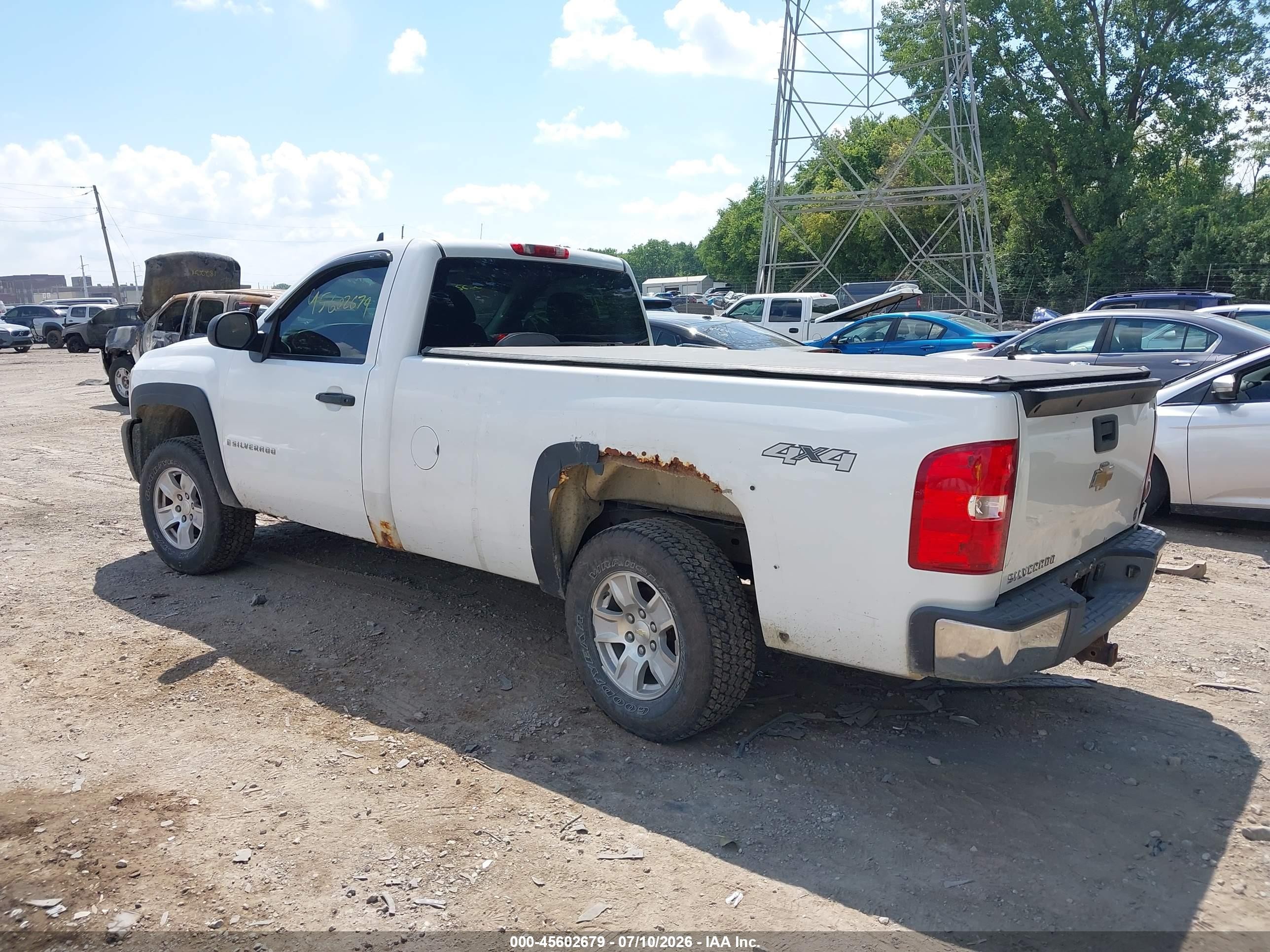 2008 Chevrolet Silverado 1500 Work Truck White vin: 1GCEK14J58E143758