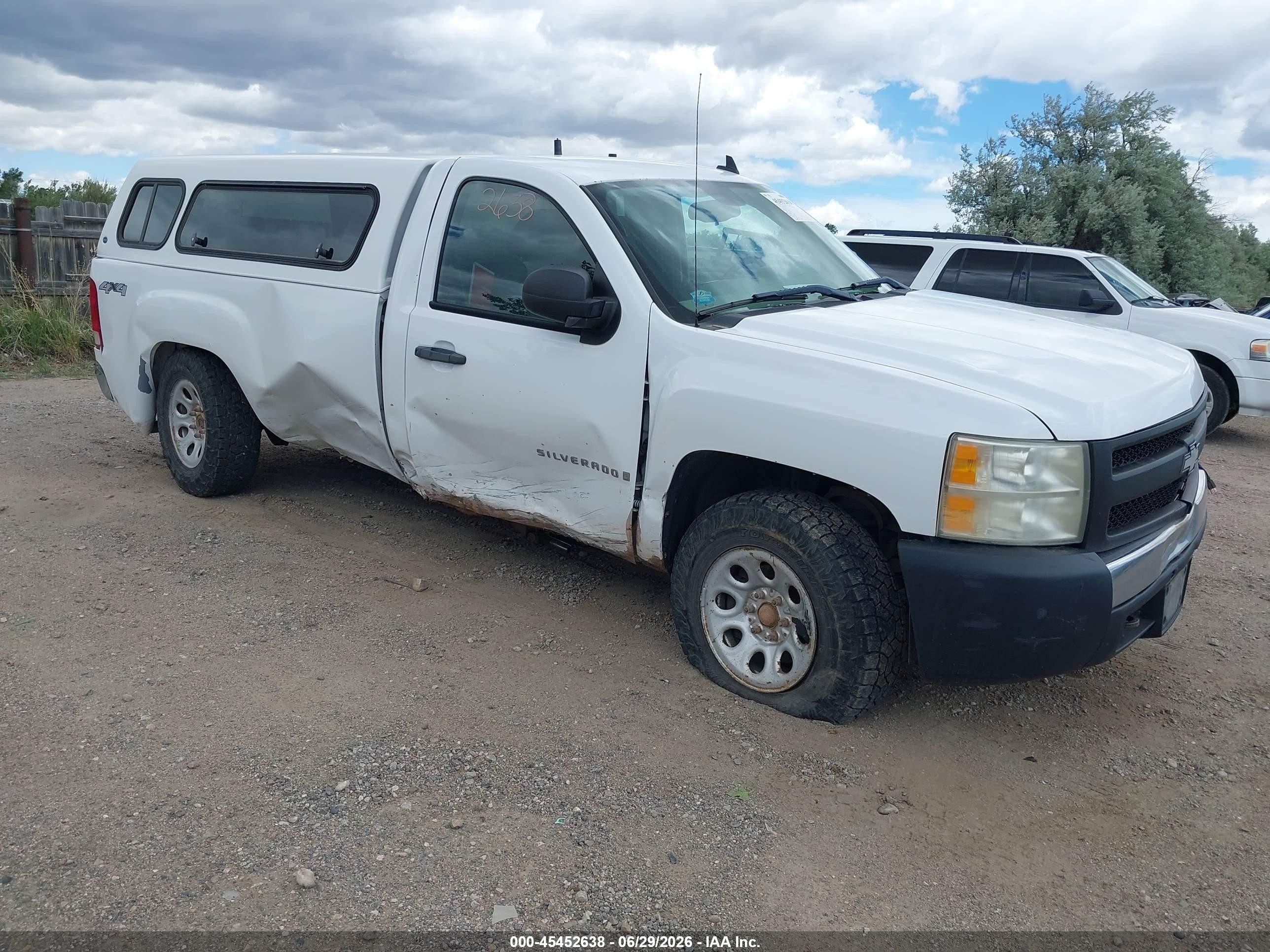 2008 Chevrolet Silverado 1500 Work Truck White vin: 1GCEK14J68Z324182