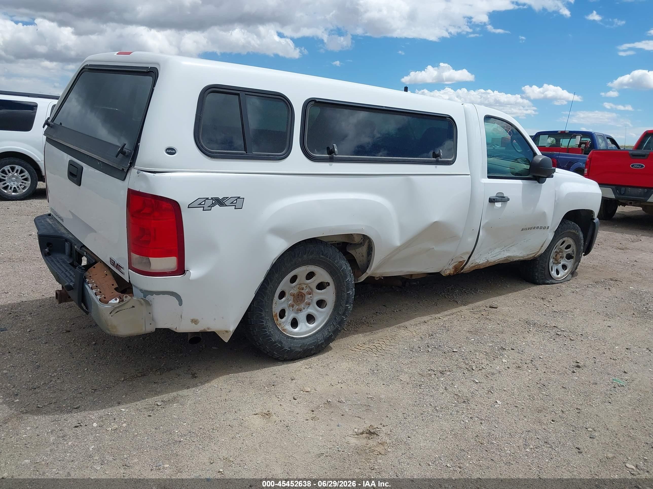 2008 Chevrolet Silverado 1500 Work Truck White vin: 1GCEK14J68Z324182