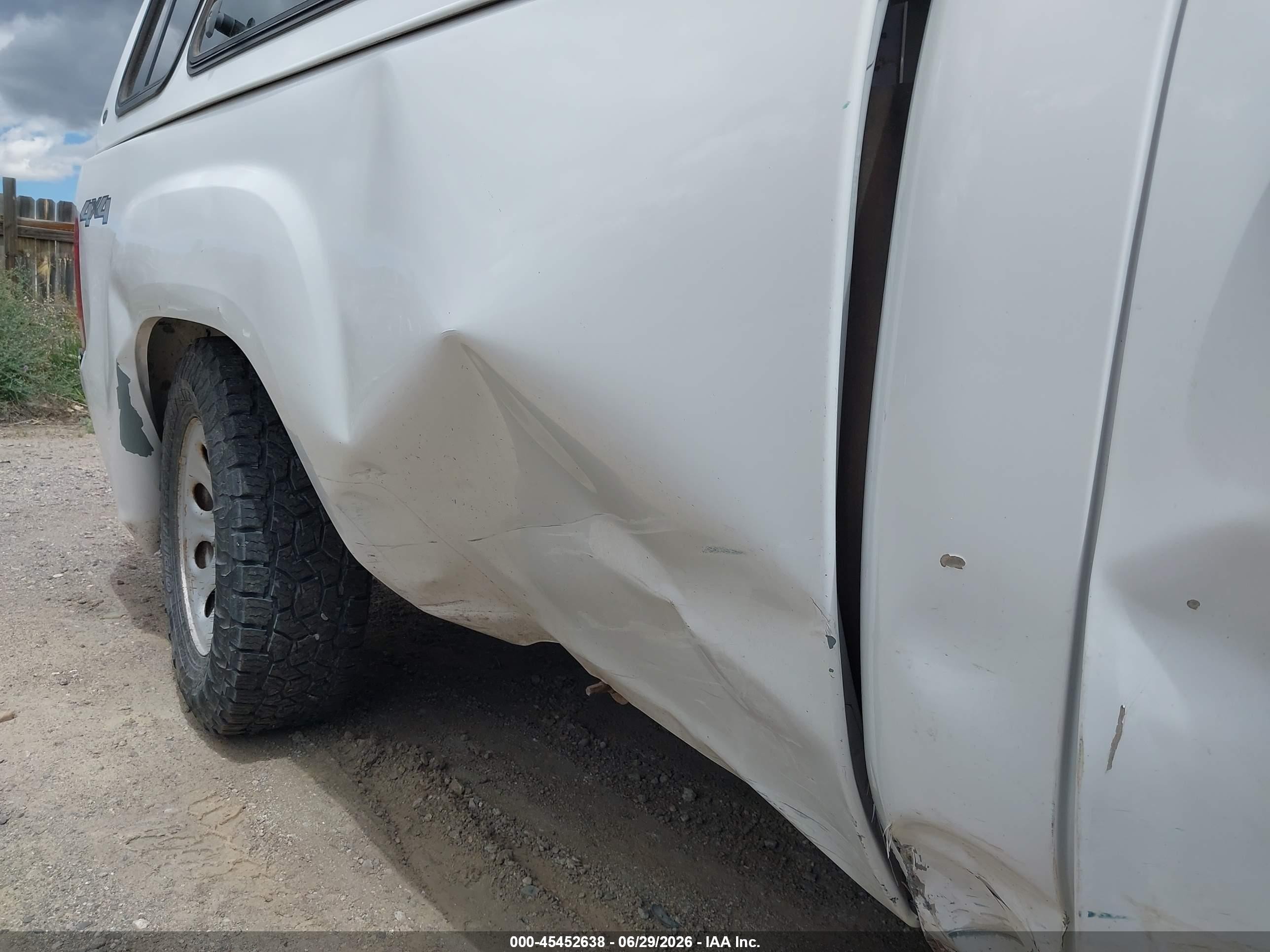 2008 Chevrolet Silverado 1500 Work Truck White vin: 1GCEK14J68Z324182