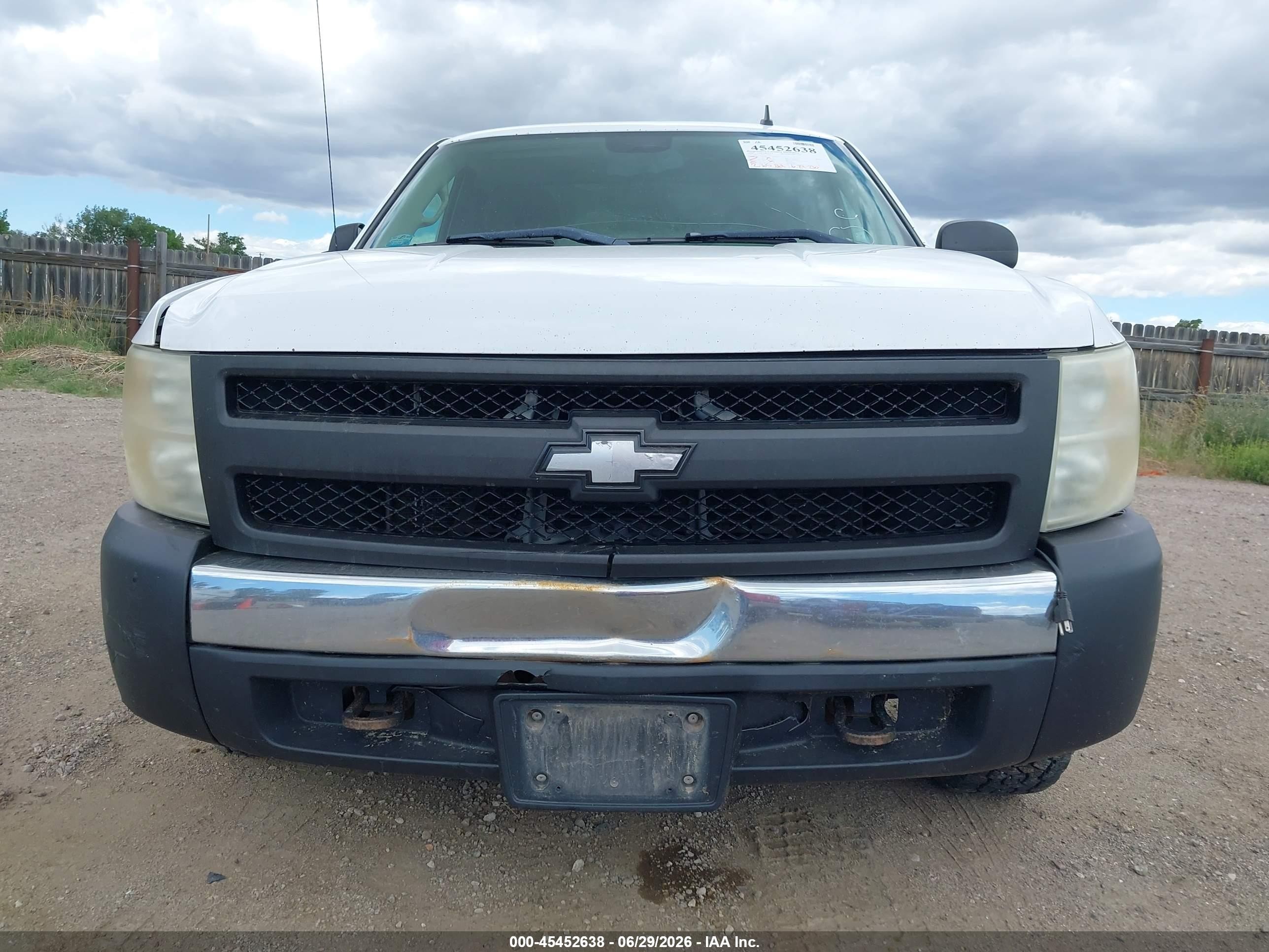 2008 Chevrolet Silverado 1500 Work Truck White vin: 1GCEK14J68Z324182