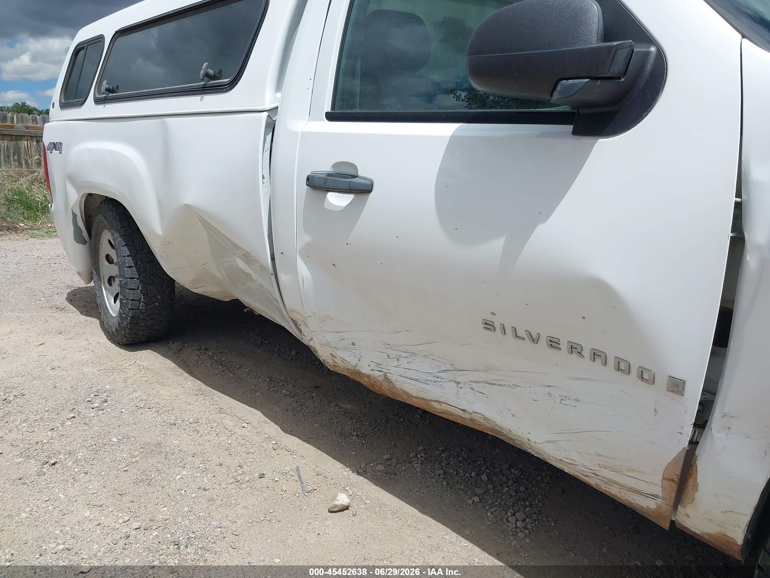 2008 Chevrolet Silverado 1500 Work Truck White vin: 1GCEK14J68Z324182