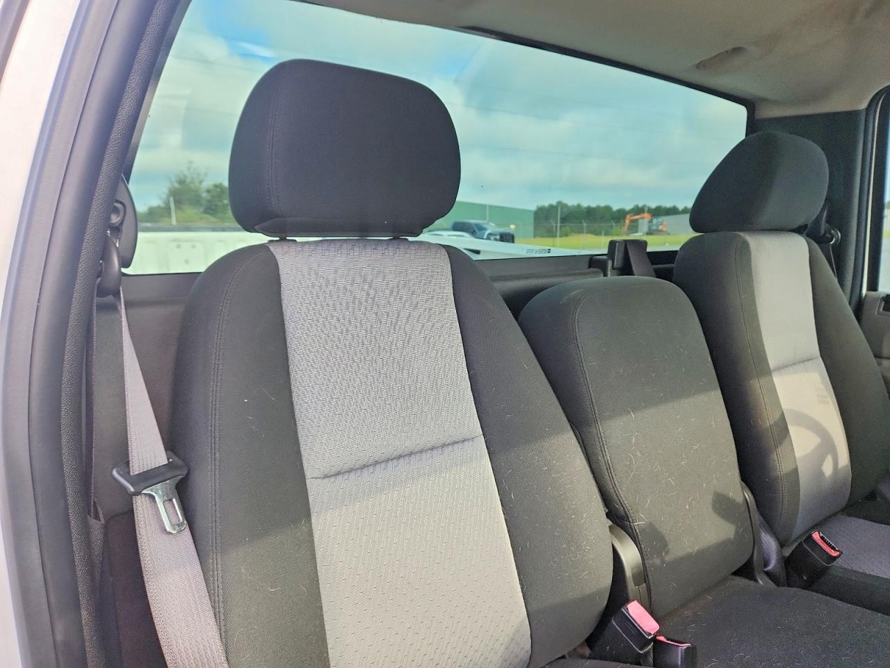 2009 Chevrolet Silverado K1500 White vin: 1GCEK14J99Z191970