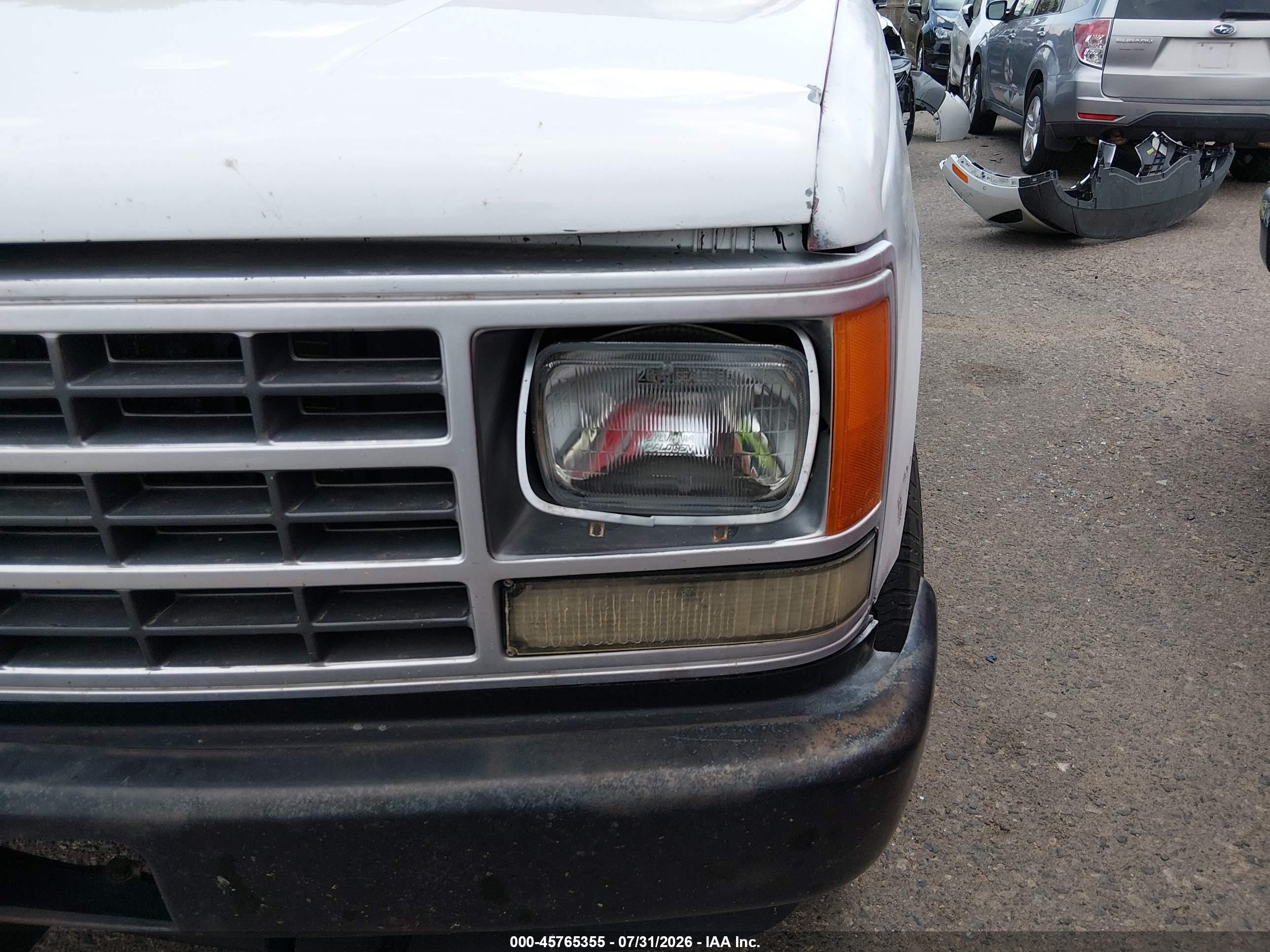 1993 Chevrolet Gmt-400 K1500 White vin: 1GCEK14K0PZ154554