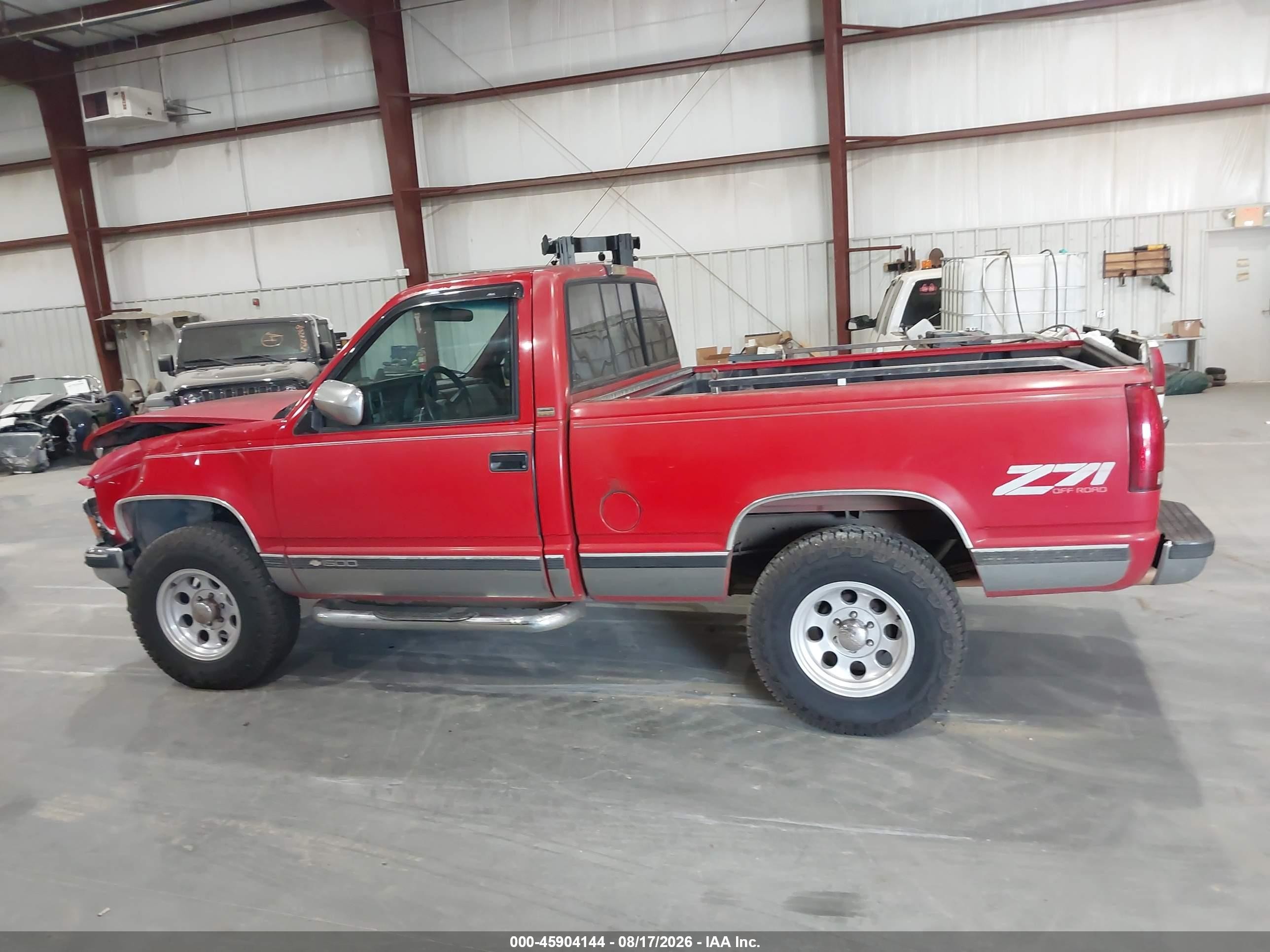 1993 Chevrolet Gmt-400 K1500 Red vin: 1GCEK14K4PZ166559