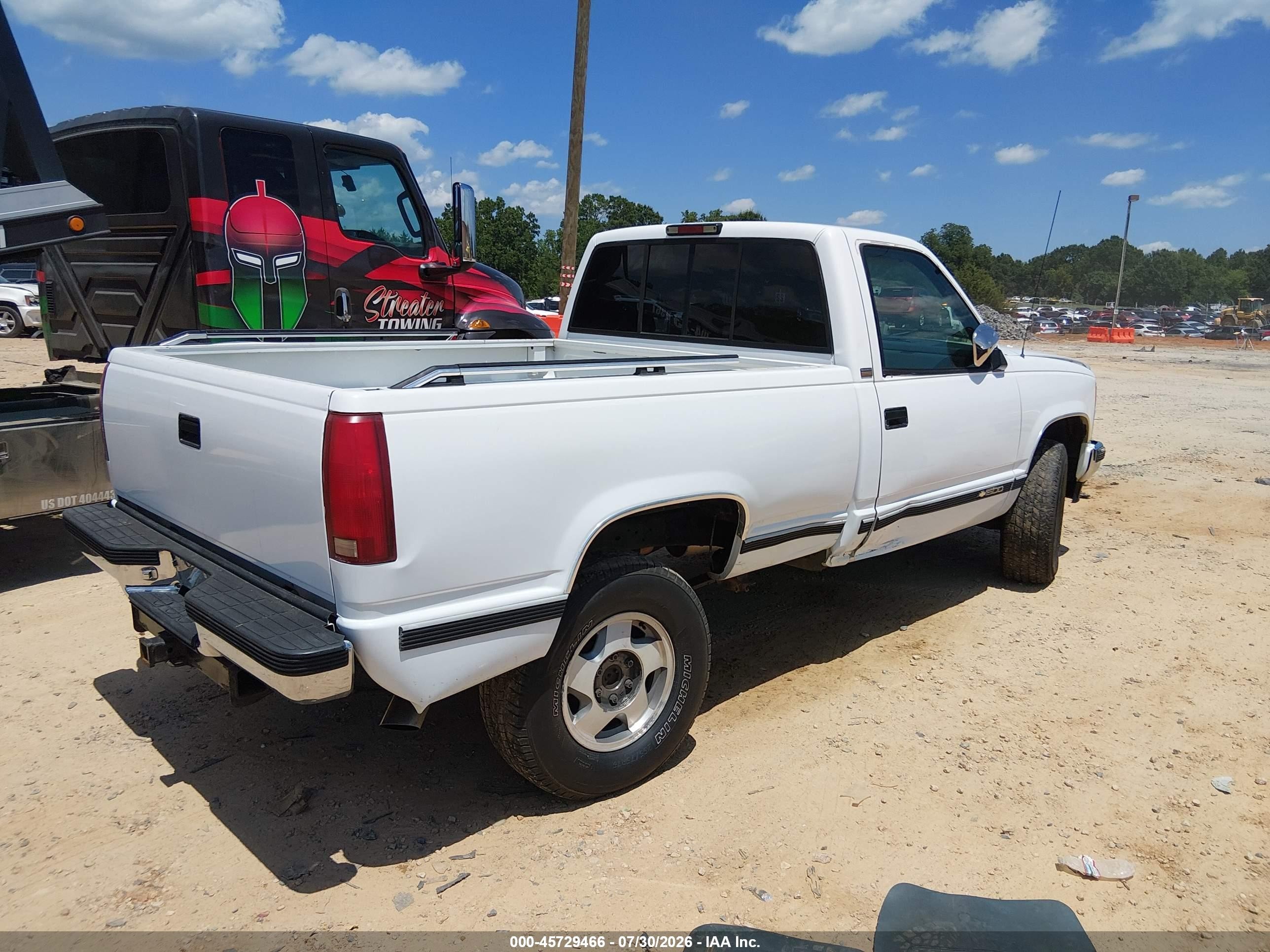 1994 Chevrolet Gmt-400 K1500 White vin: 1GCEK14K4RZ128980
