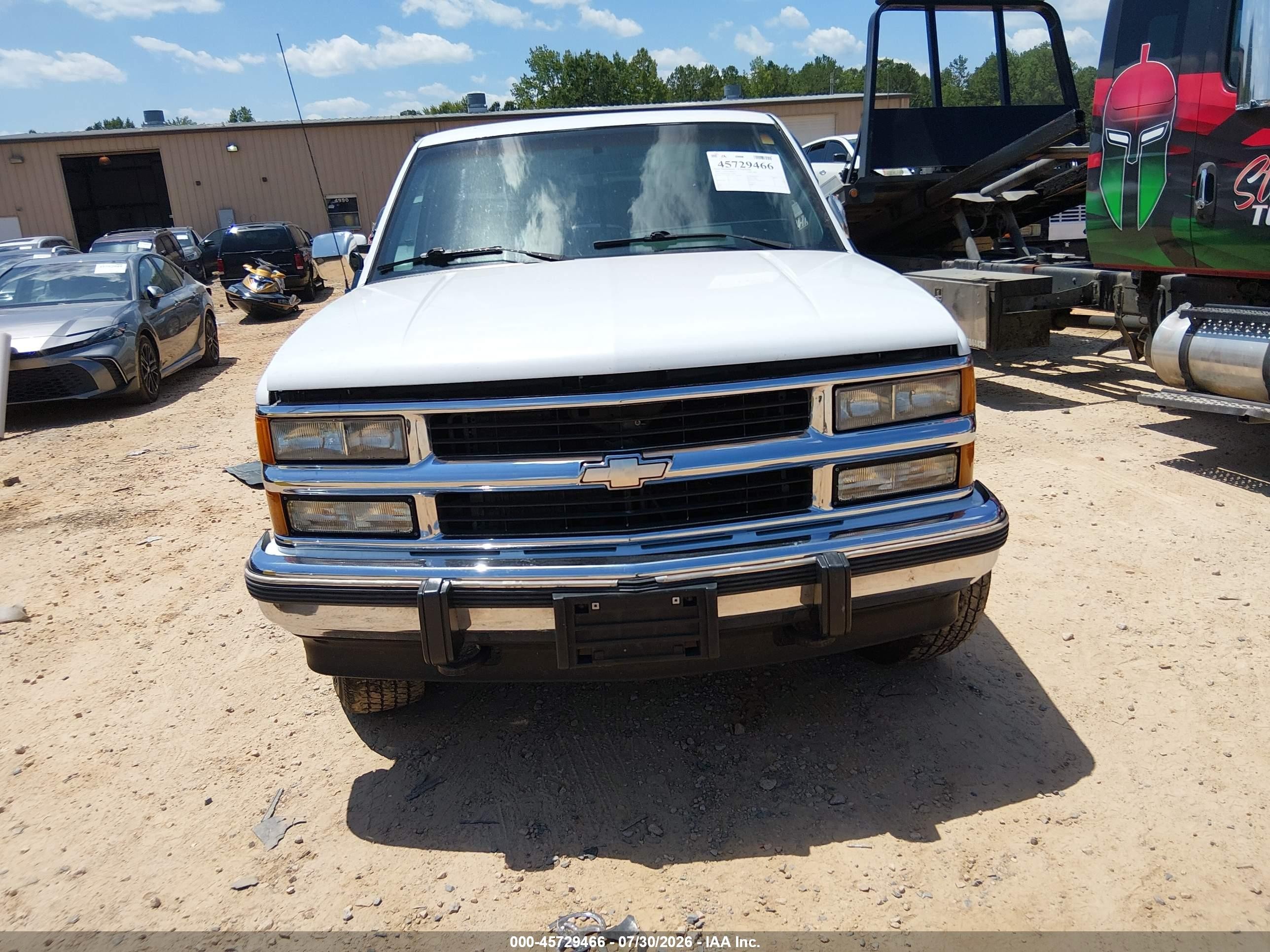 1994 Chevrolet Gmt-400 K1500 White vin: 1GCEK14K4RZ128980