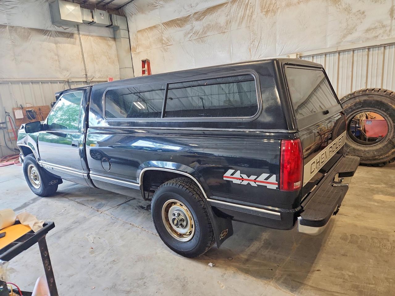 1995 Chevrolet Gmt-400 K1500 Черный vin: 1GCEK14K4SZ143596