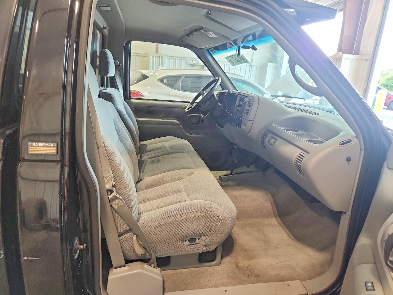 1995 Chevrolet Gmt-400 K1500 Черный vin: 1GCEK14K4SZ143596