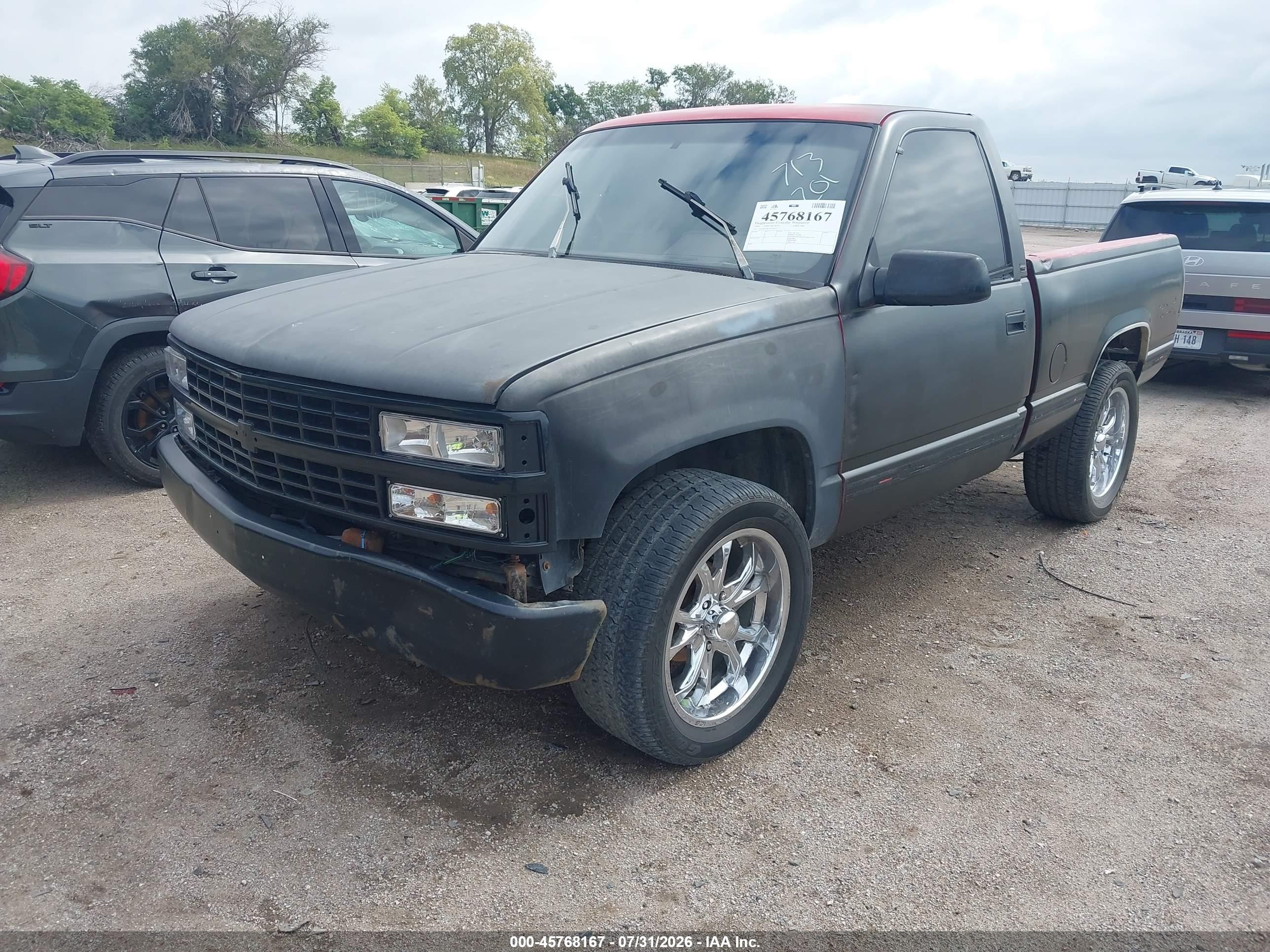 1993 Chevrolet Gmt-400 K1500 Red vin: 1GCEK14K5PZ162715