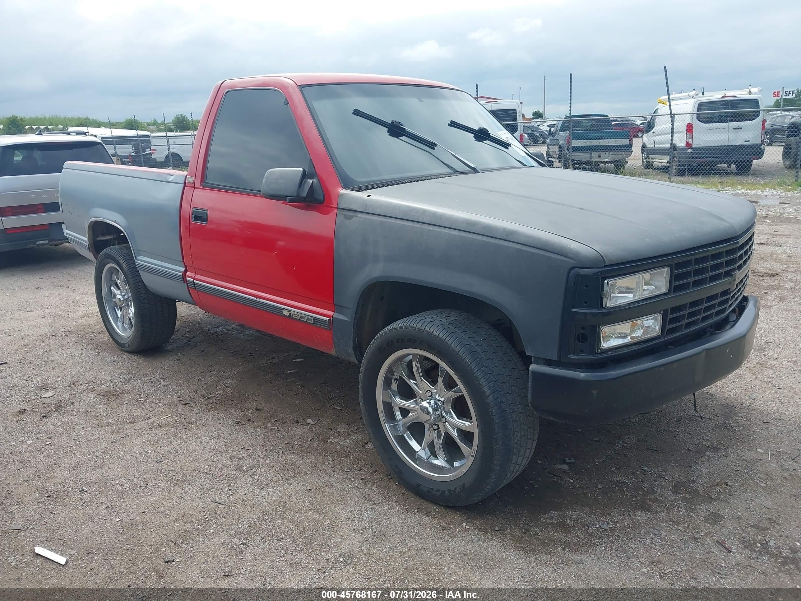 1993 Chevrolet Gmt-400 K1500 Red vin: 1GCEK14K5PZ162715